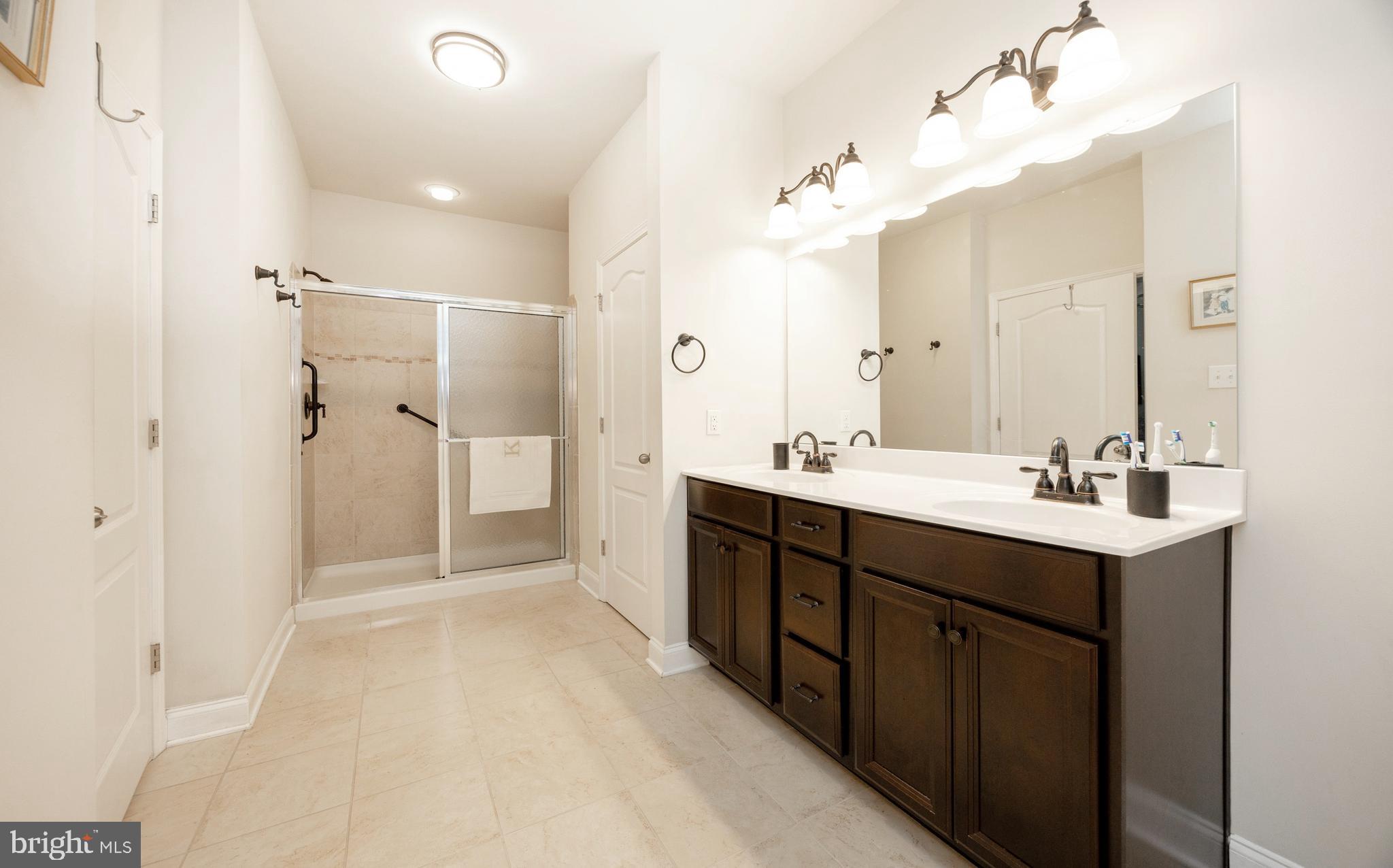 VILLAGES AT HILLVIEW - Residential
