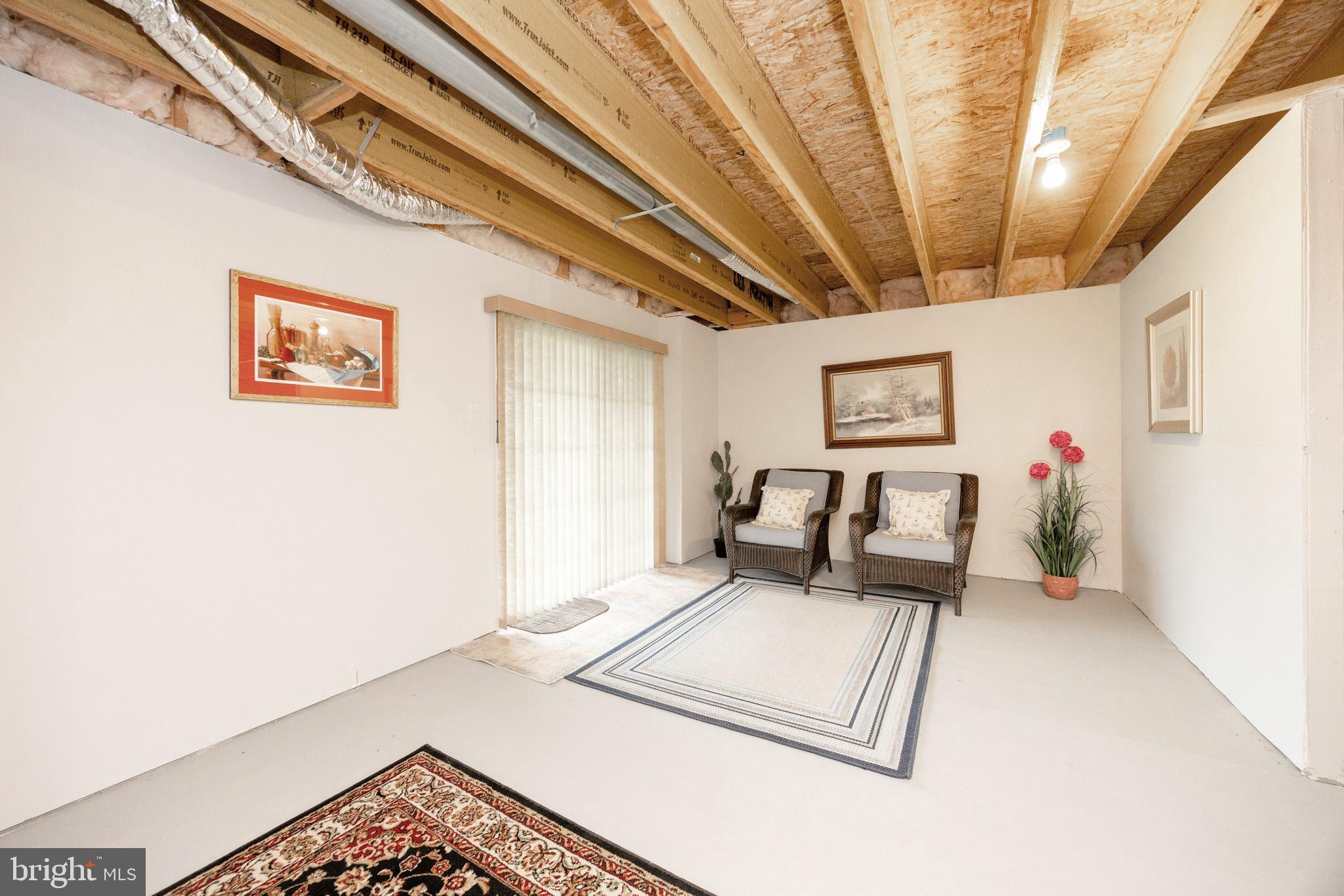 VILLAGES AT HILLVIEW - Residential