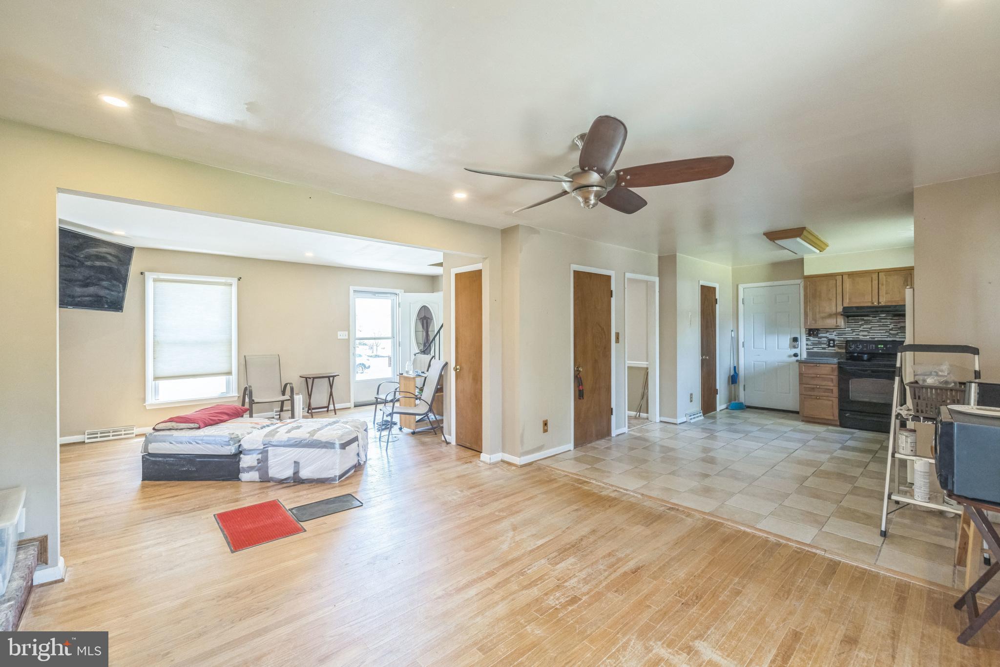 HILLSMERE ESTATES - Residential