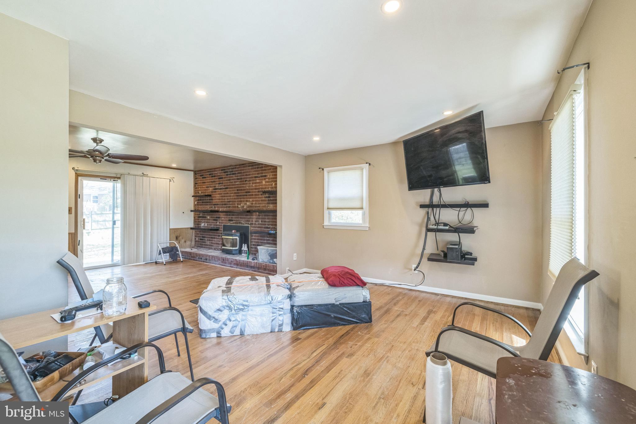 HILLSMERE ESTATES - Residential