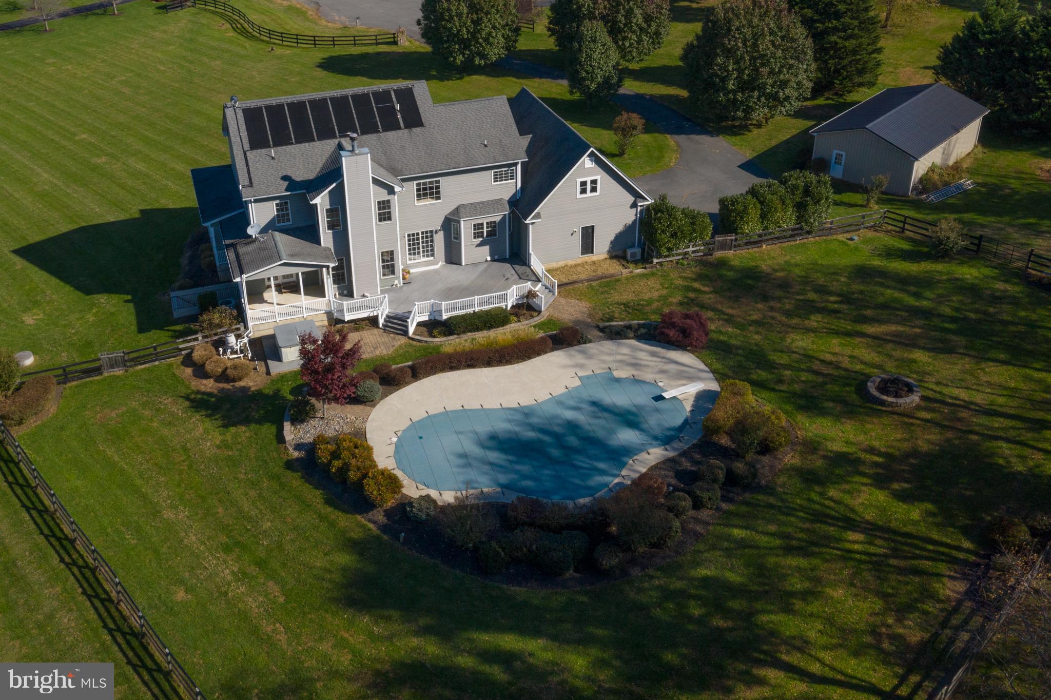 BOLINGTON ROAD - Residential