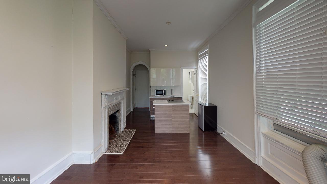 FITLER SQUARE - Residential Lease