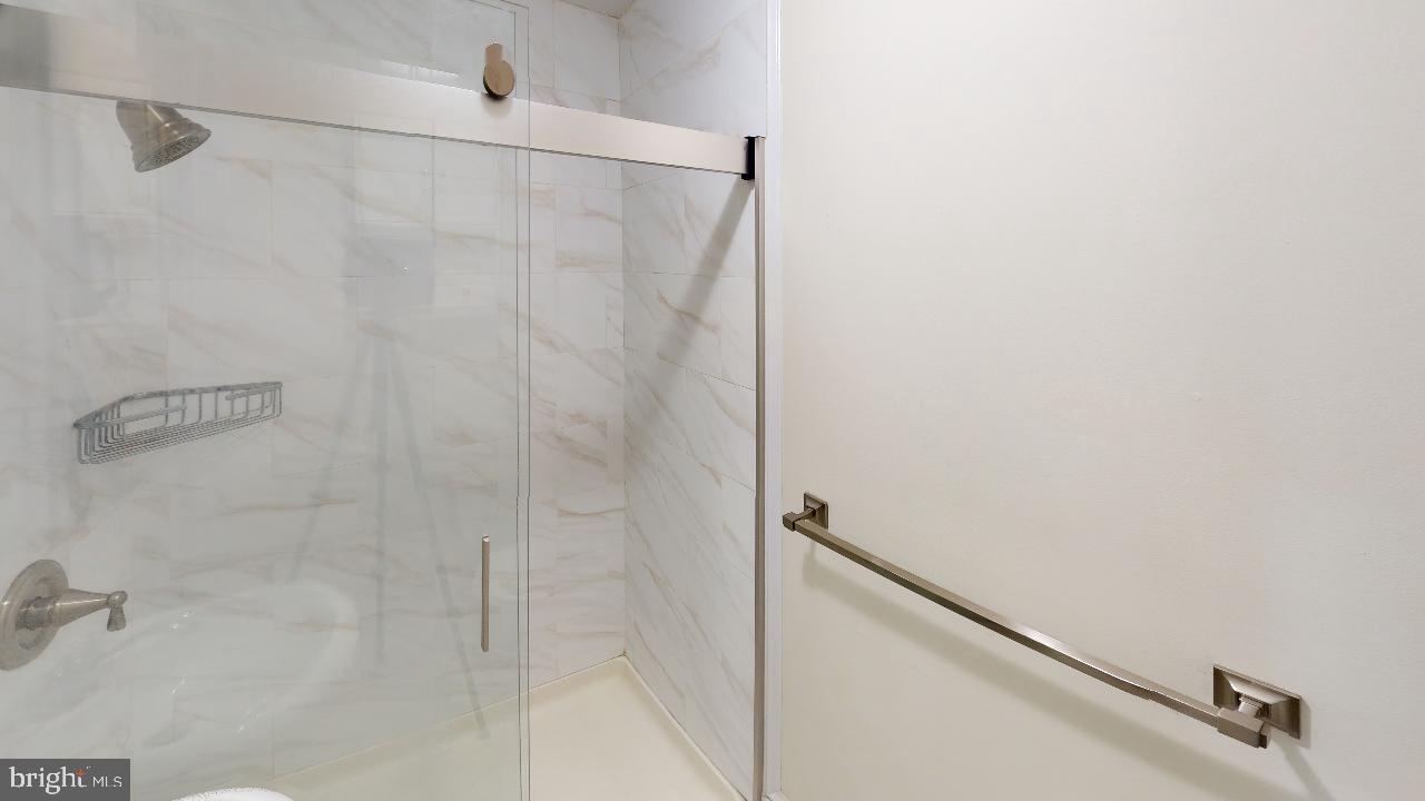 FITLER SQUARE - Residential Lease