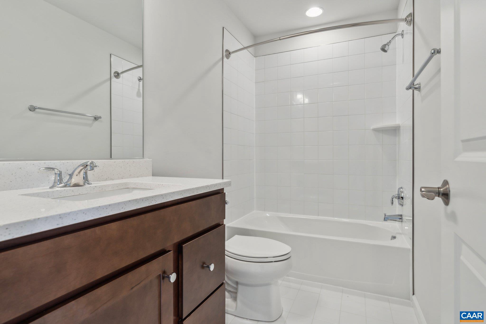 PLEASANT GREEN - Residential