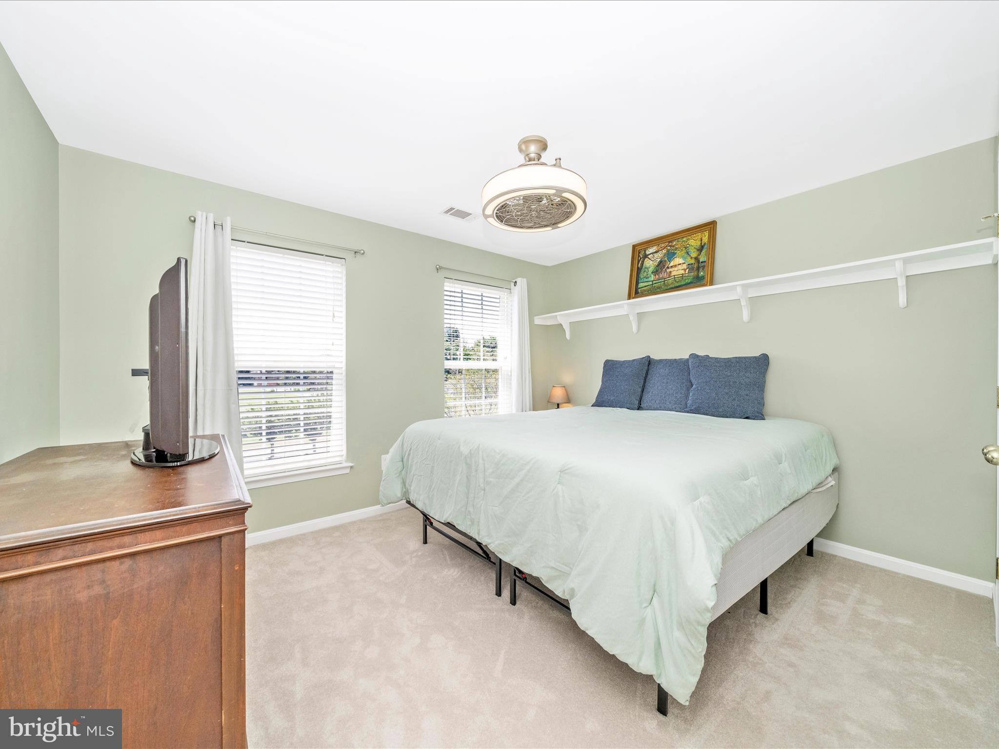 GREEN HILL MANOR - Residential