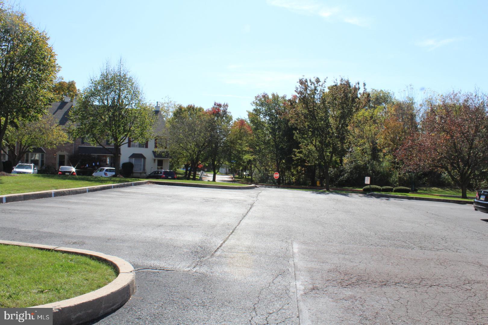 MAPLE GLEN - Residential