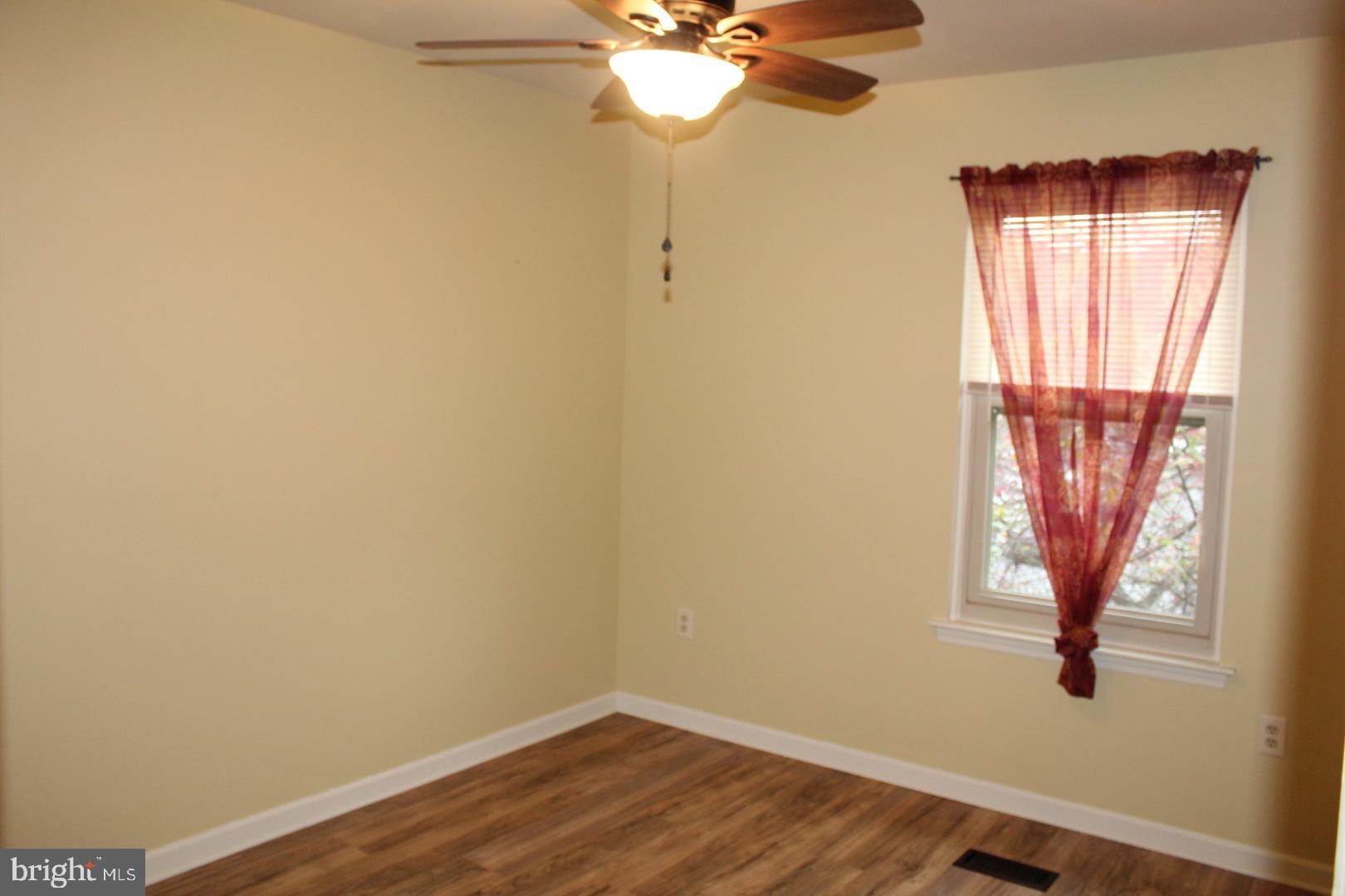 MAPLE GLEN - Residential