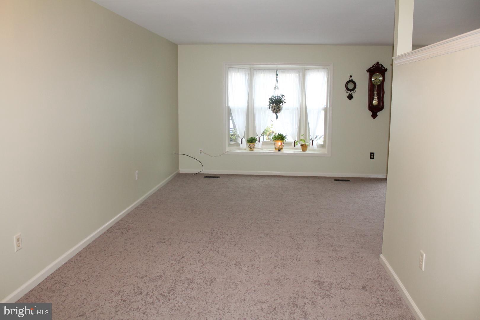 MAPLE GLEN - Residential