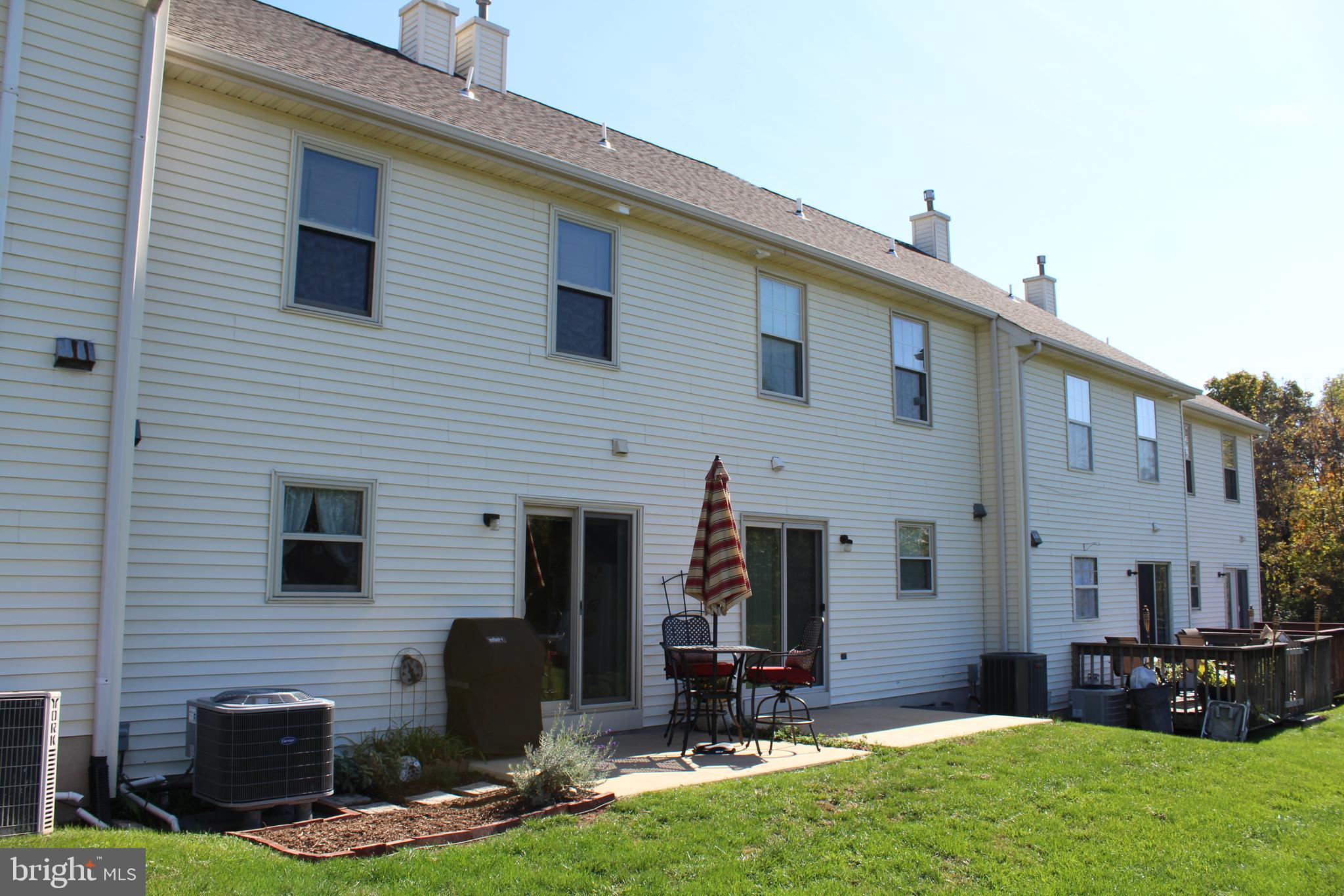 MAPLE GLEN - Residential