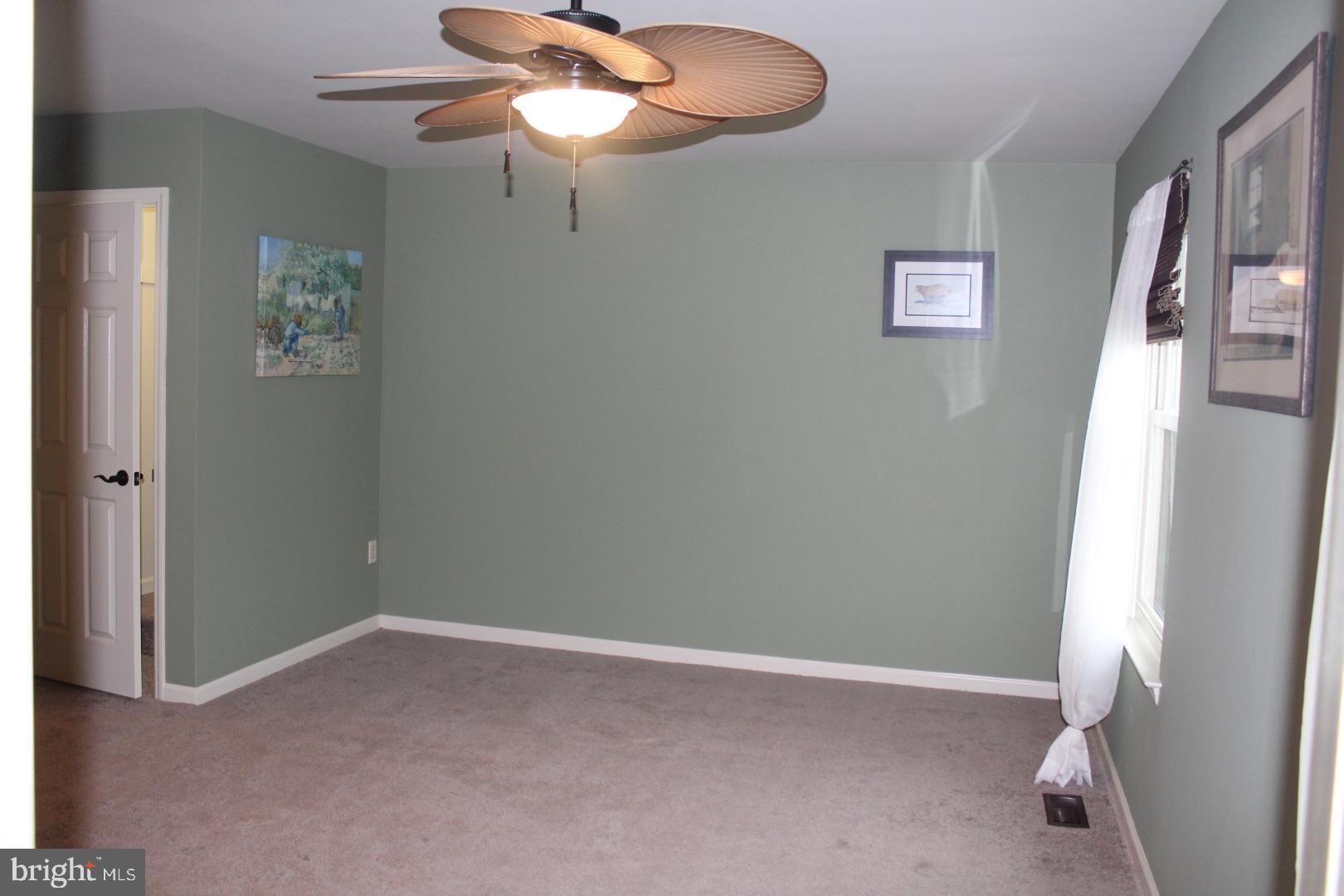 MAPLE GLEN - Residential