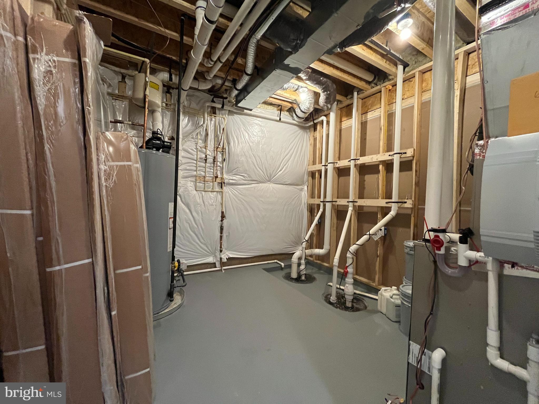 ADDISON HEIGHTS - Residential