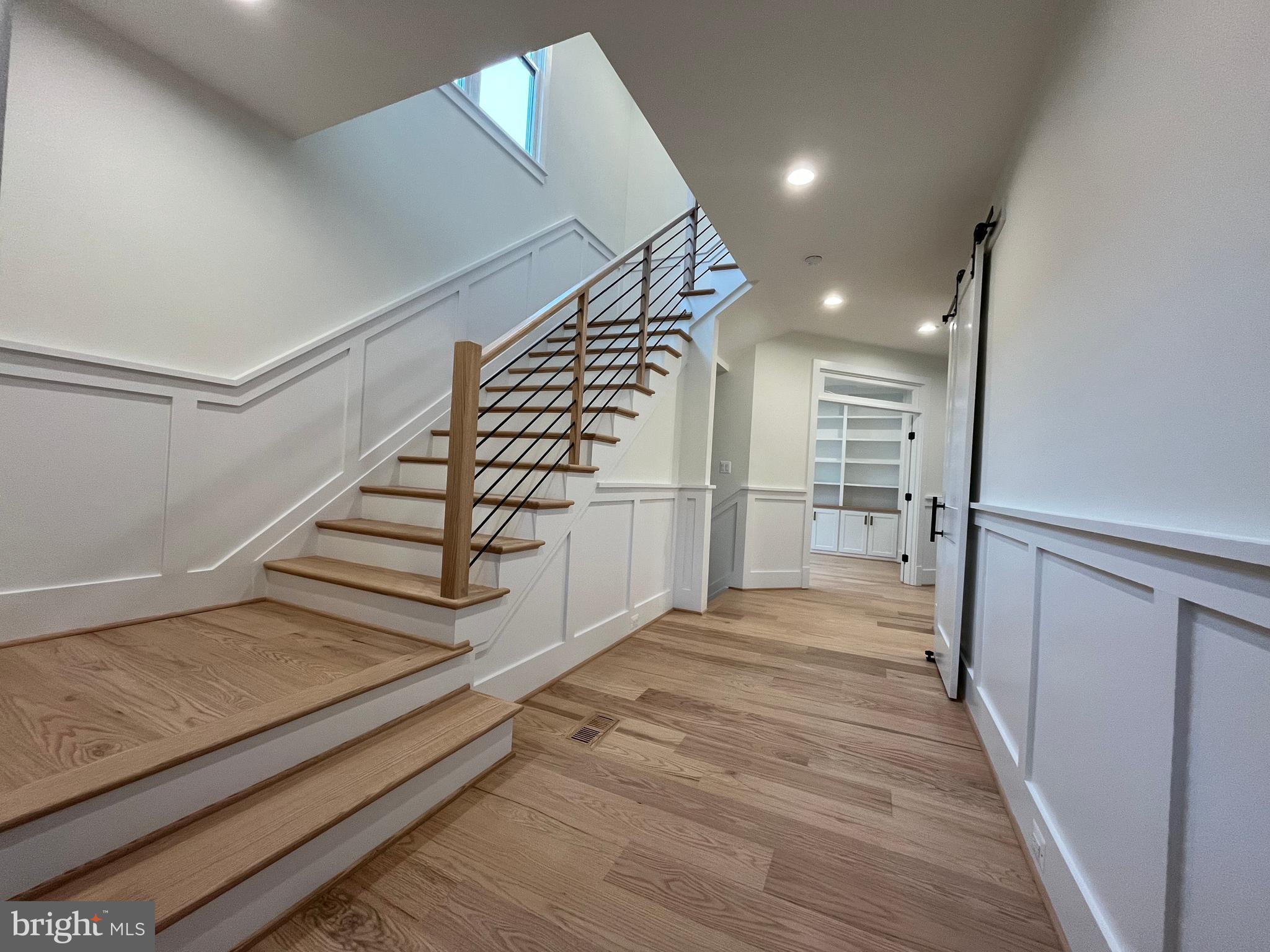 ADDISON HEIGHTS - Residential