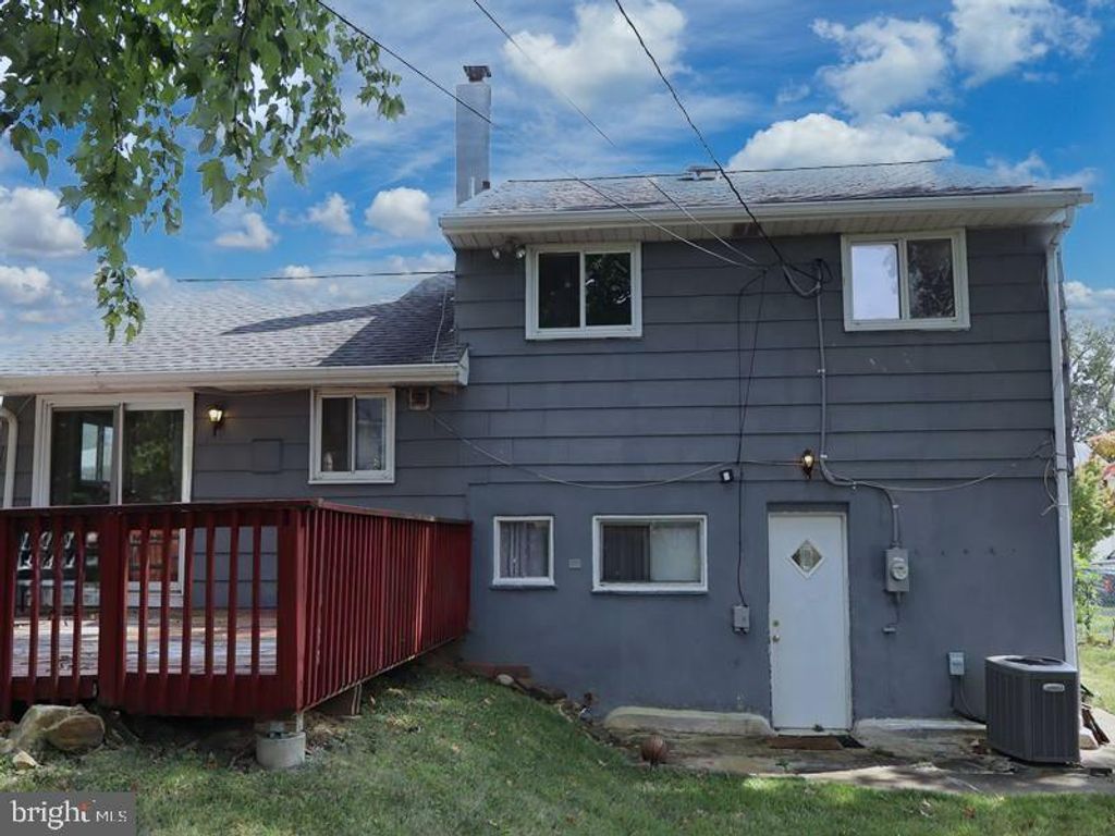 Photo of 1438 Doris Road, ABINGTON, PA 19001 (MLS # PAMC2157444)