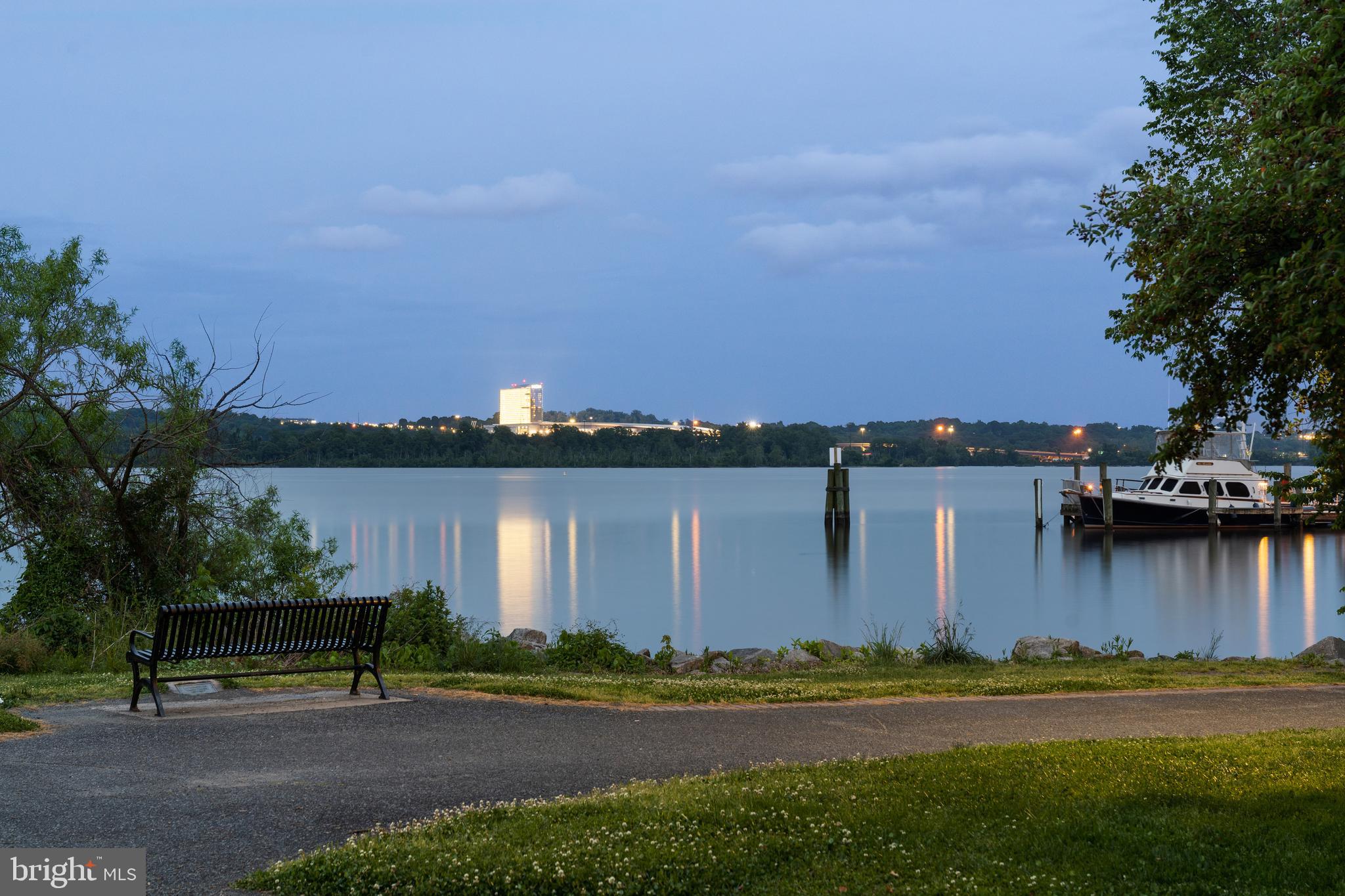 OLD TOWN - Residential