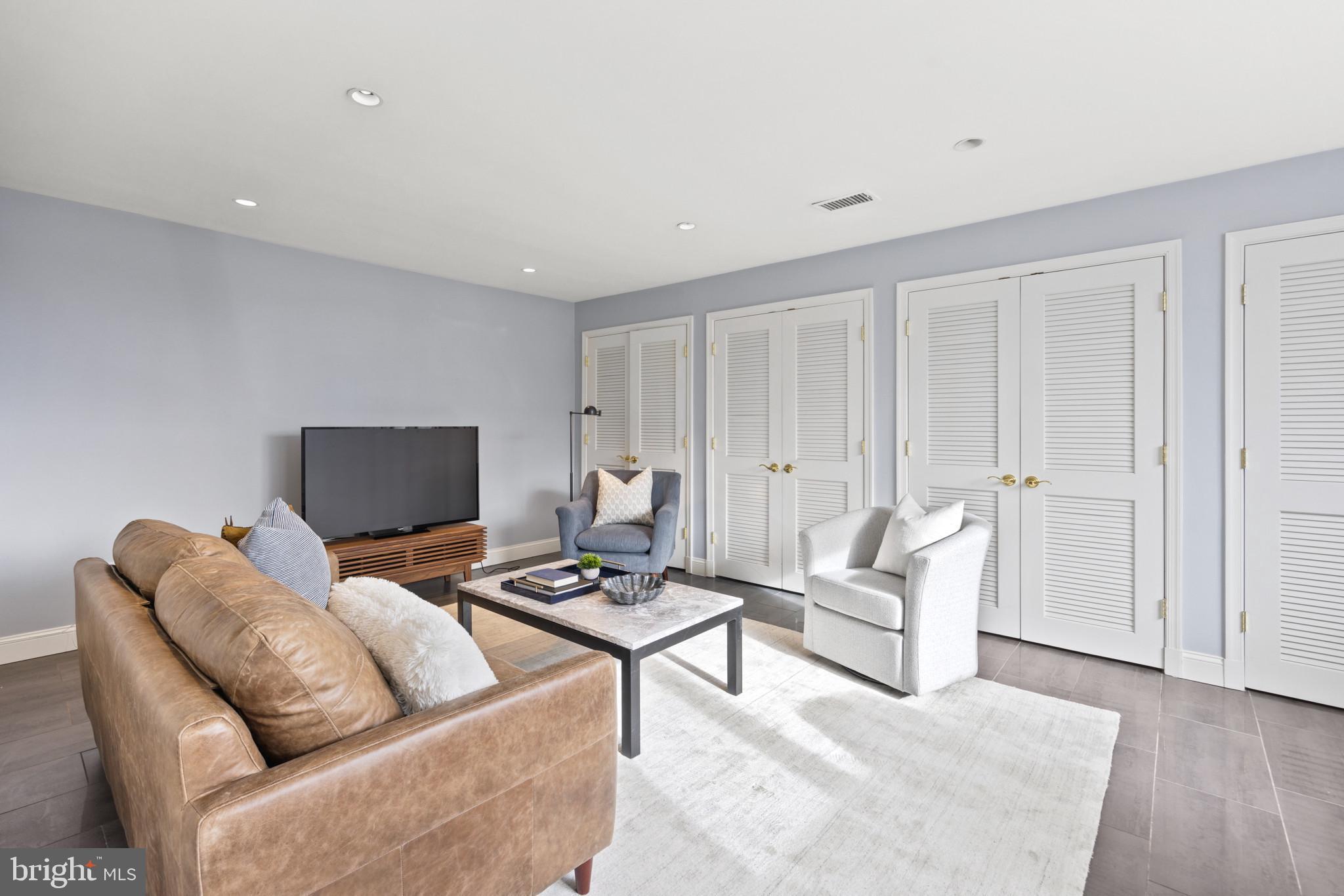 OLD TOWN - Residential