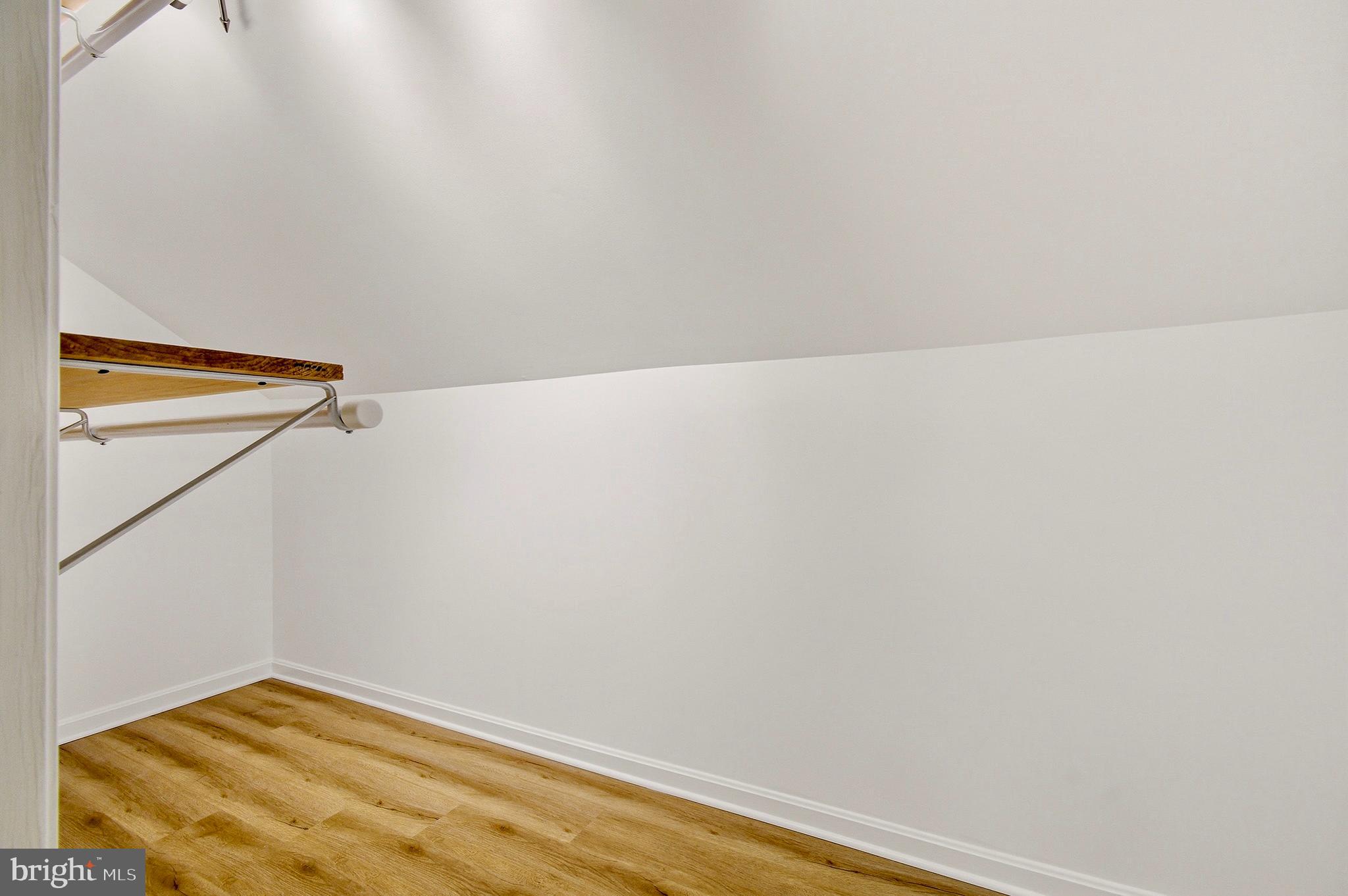 BRAMPTON HILLS - Residential