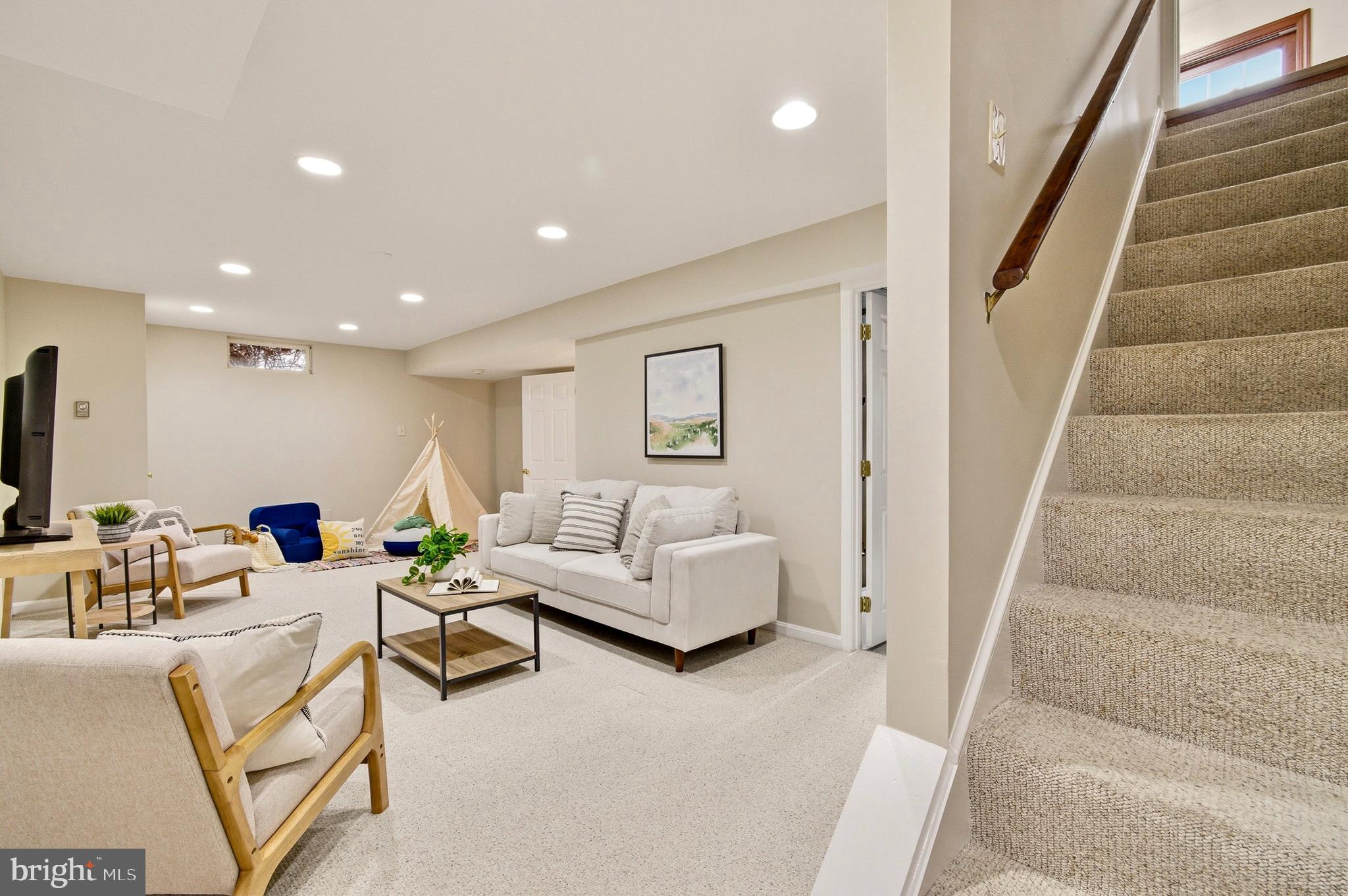 BRAMPTON HILLS - Residential