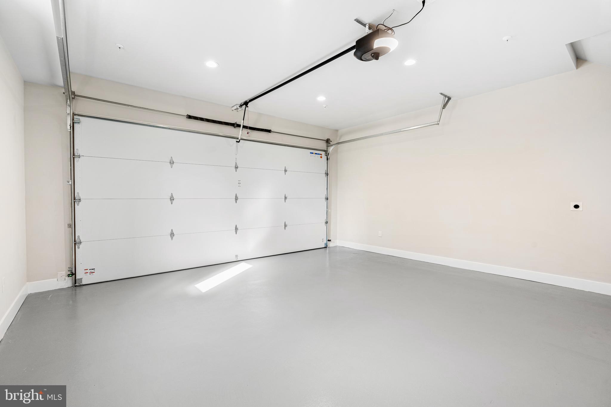 STRAWBERRY MANSION - Residential