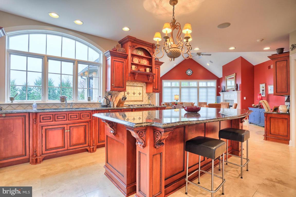 STONEHENGE - Residential