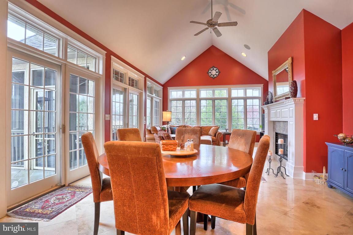 STONEHENGE - Residential