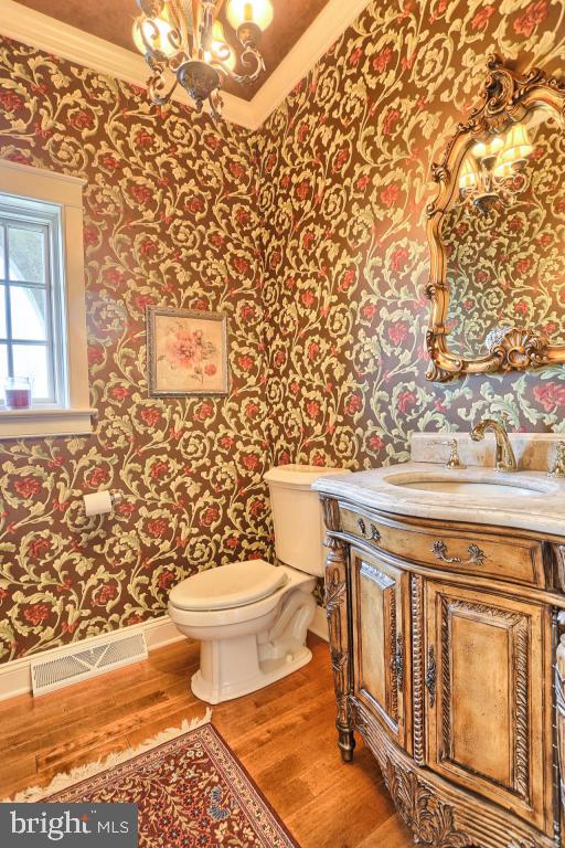 STONEHENGE - Residential