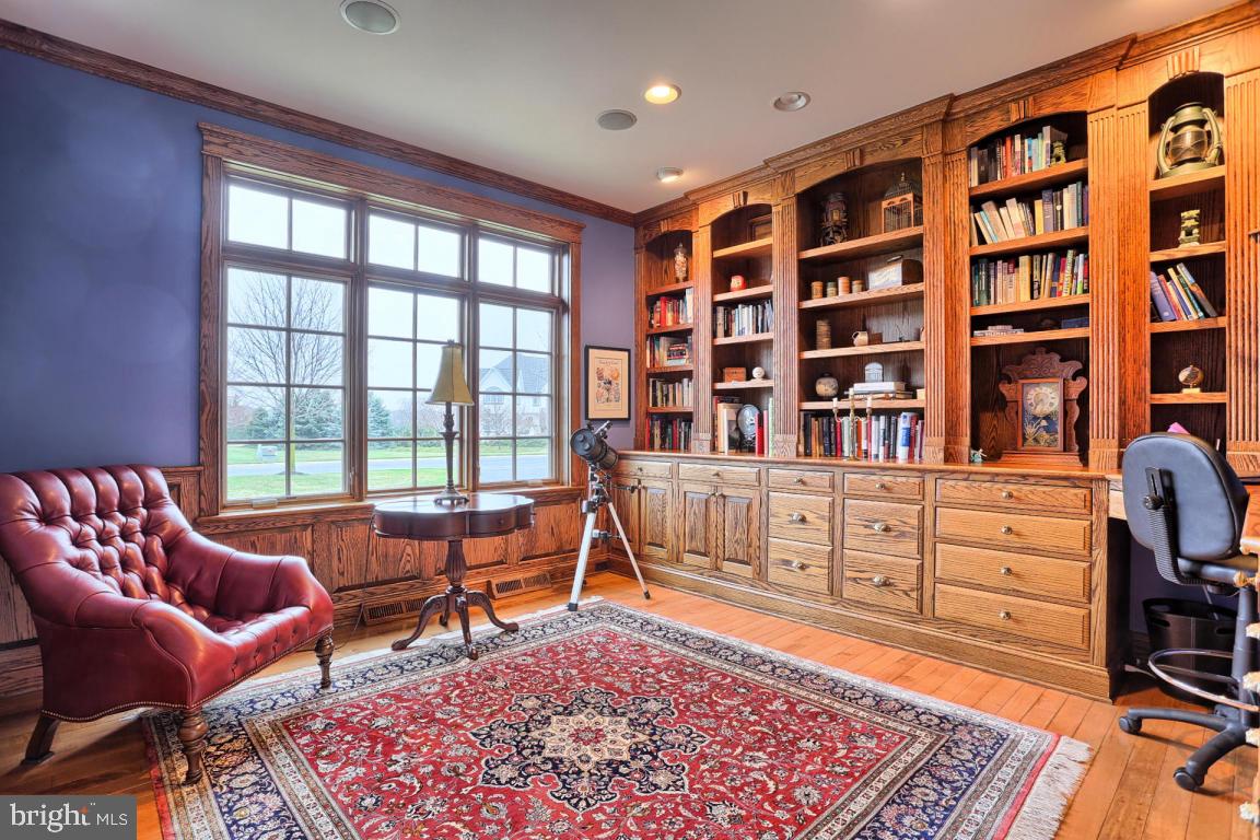 STONEHENGE - Residential