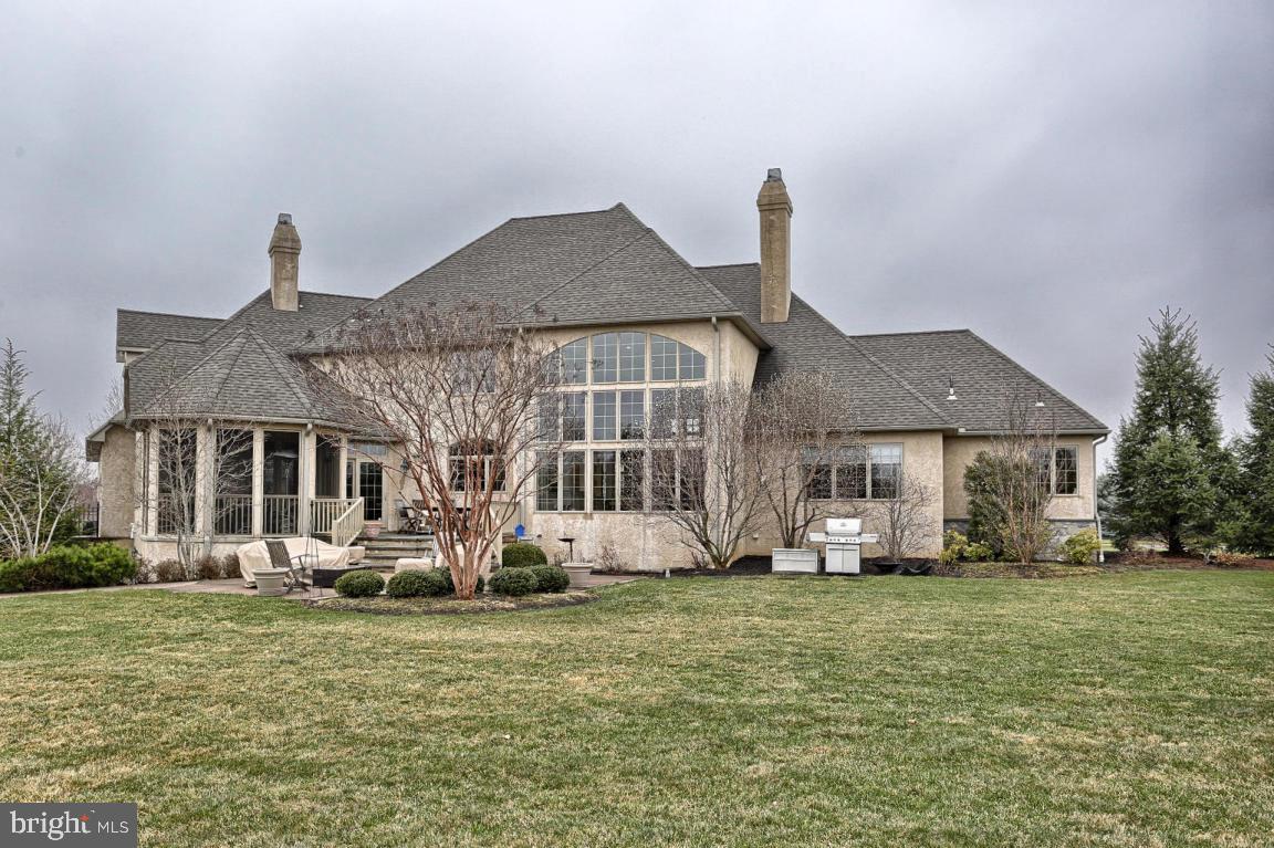 STONEHENGE - Residential