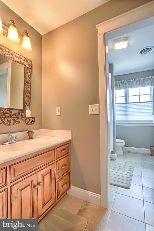 STONEHENGE - Residential