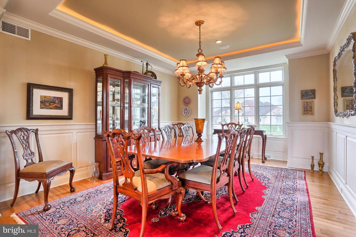 STONEHENGE - Residential