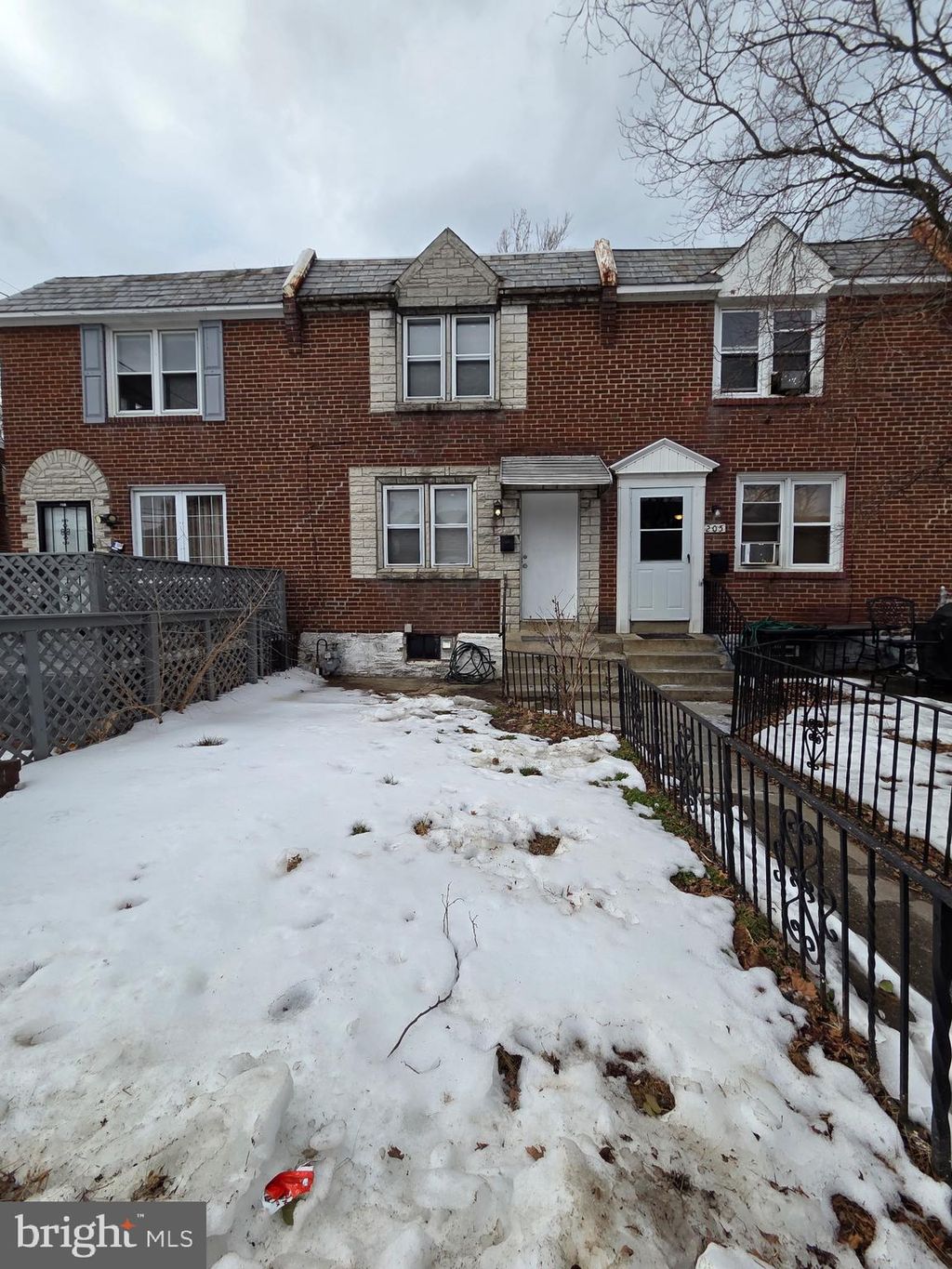 Photo of 203 Spring Valley Road, DARBY, PA 19023 (MLS # PADE2108296)
