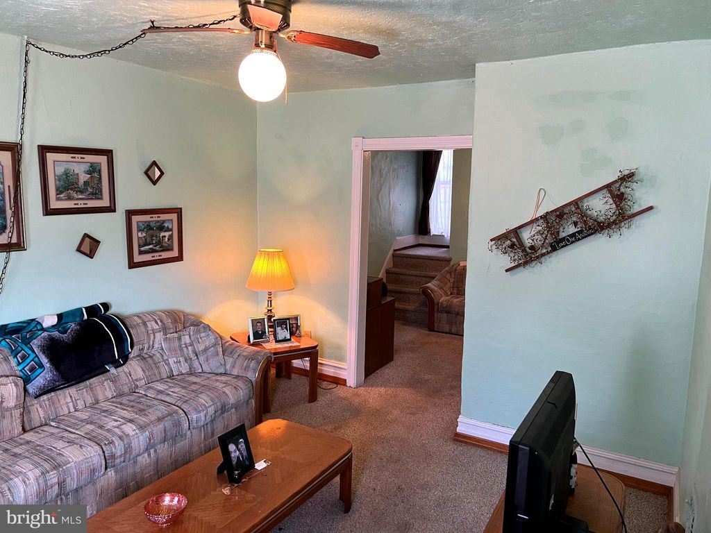 Photo of 203 N Lehigh Street 1/2, TAMAQUA, PA 18252 (MLS # PASK2025418)