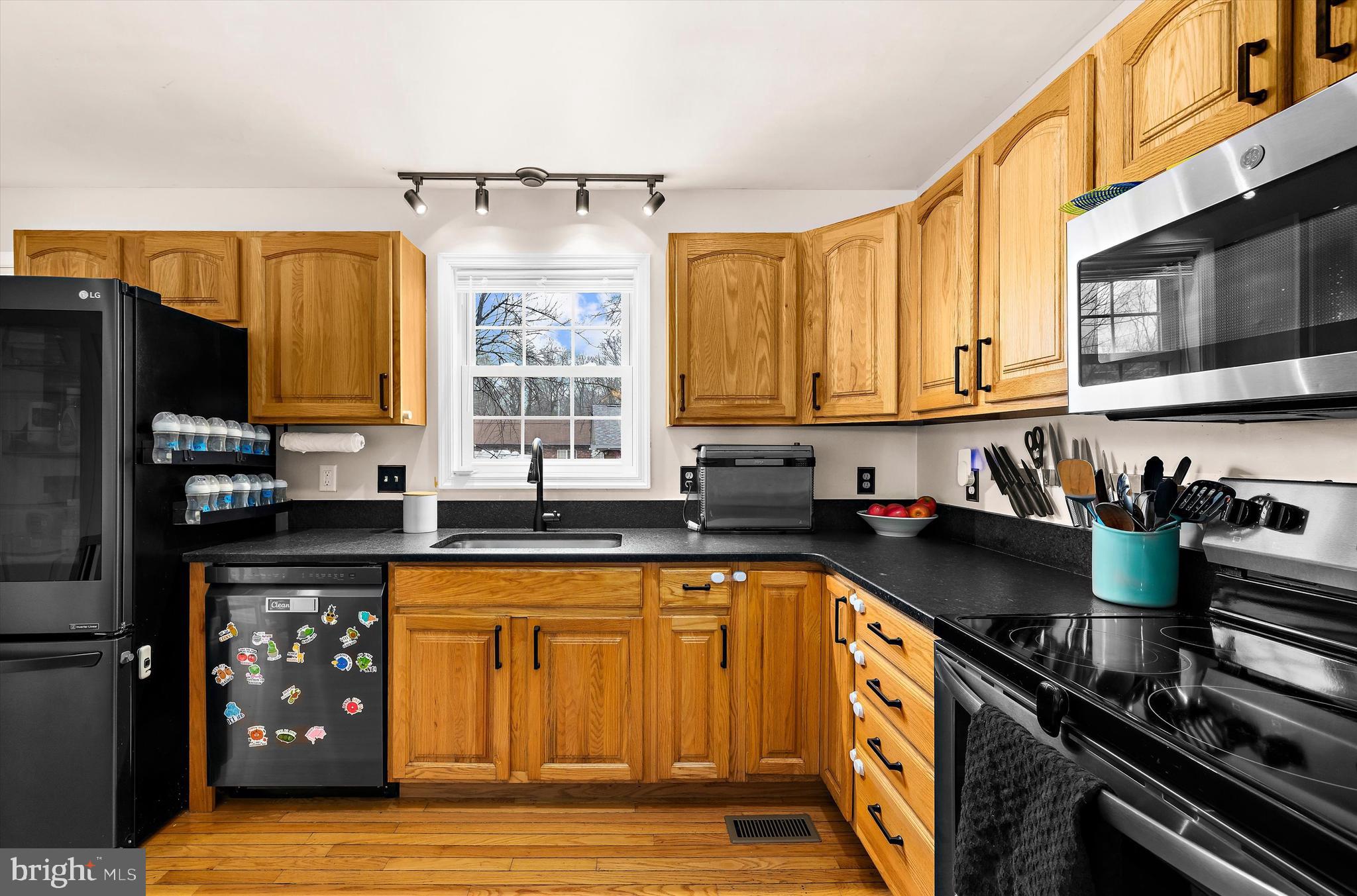 PINE HAVEN - Residential