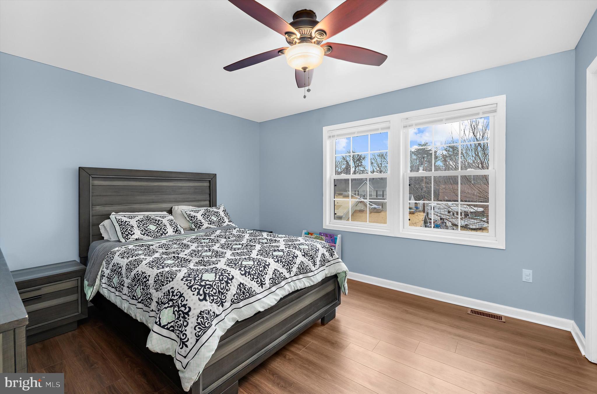 PINE HAVEN - Residential