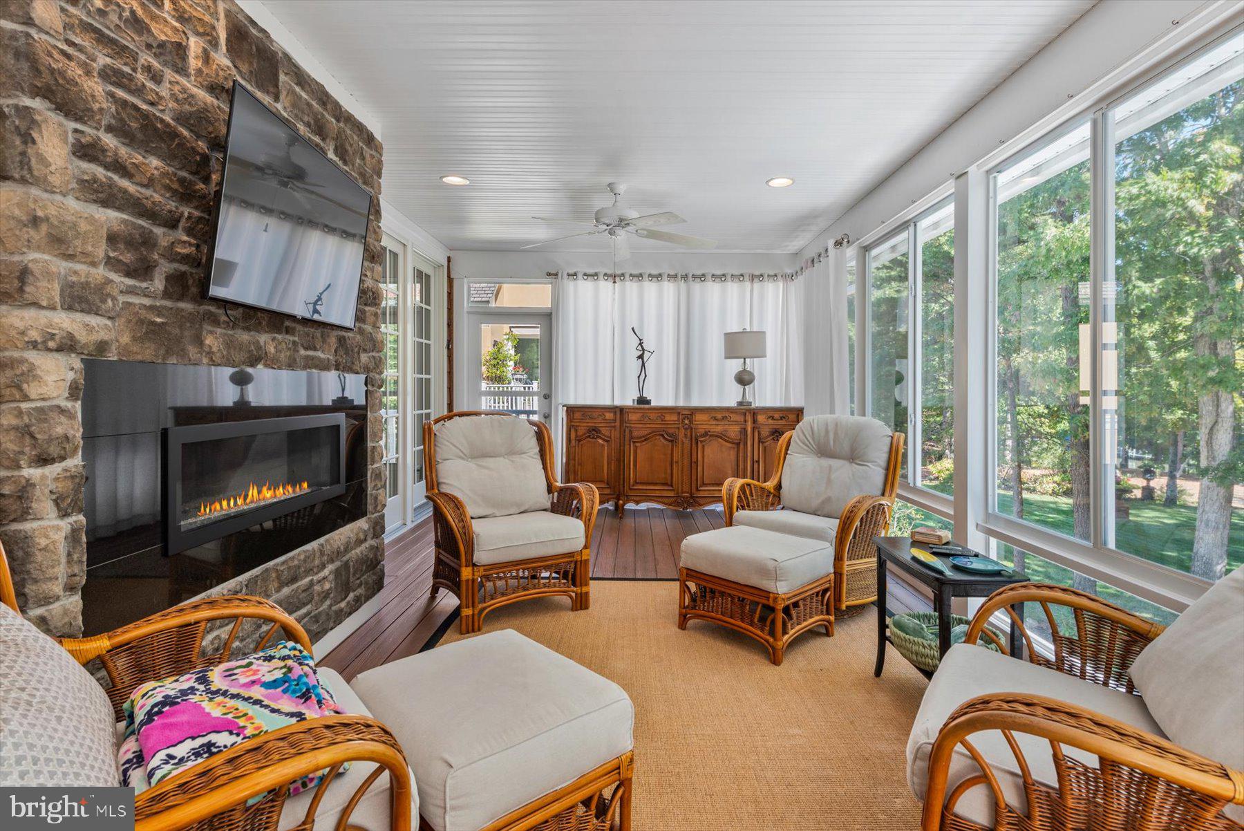 CANAL CORKRAN - Residential