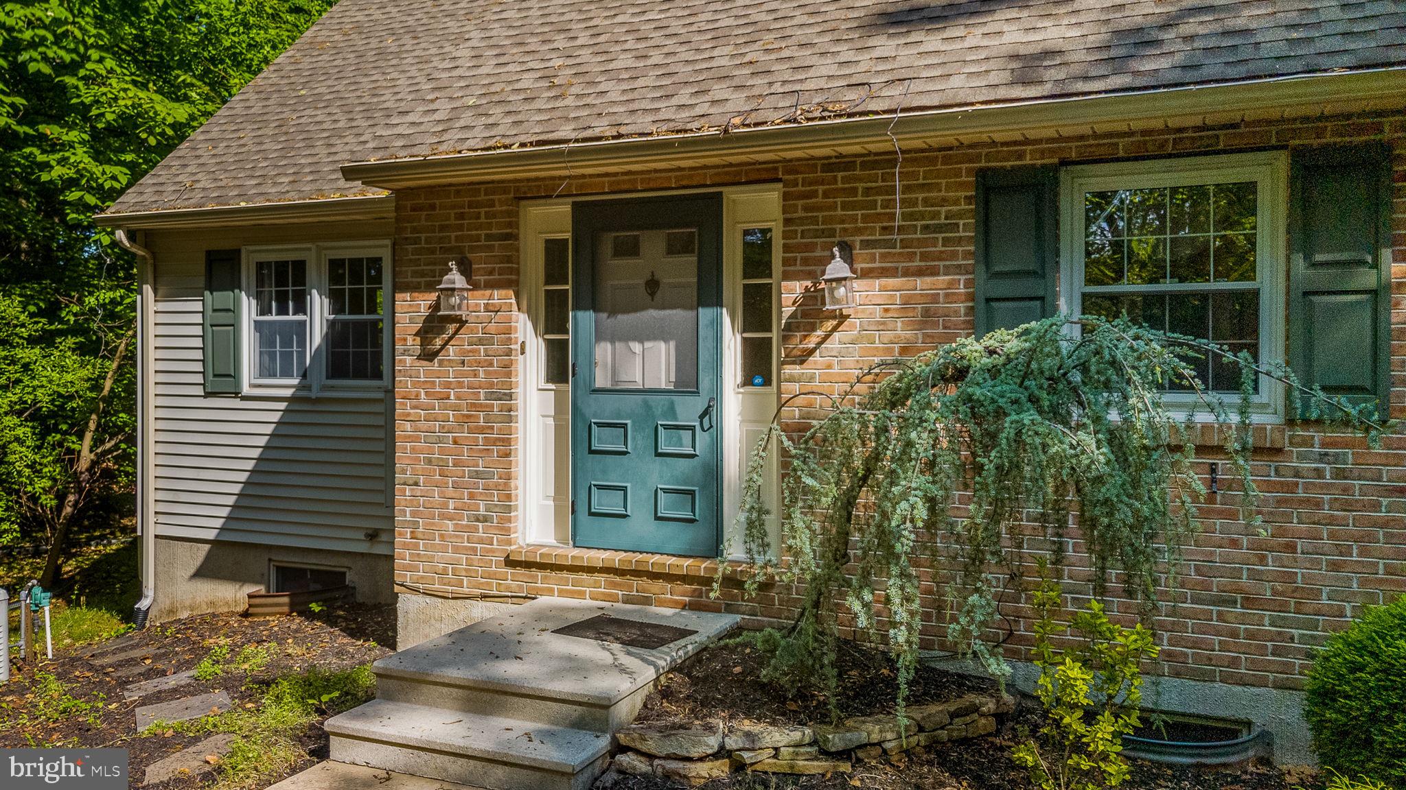 MOHNTON LAWN - Residential