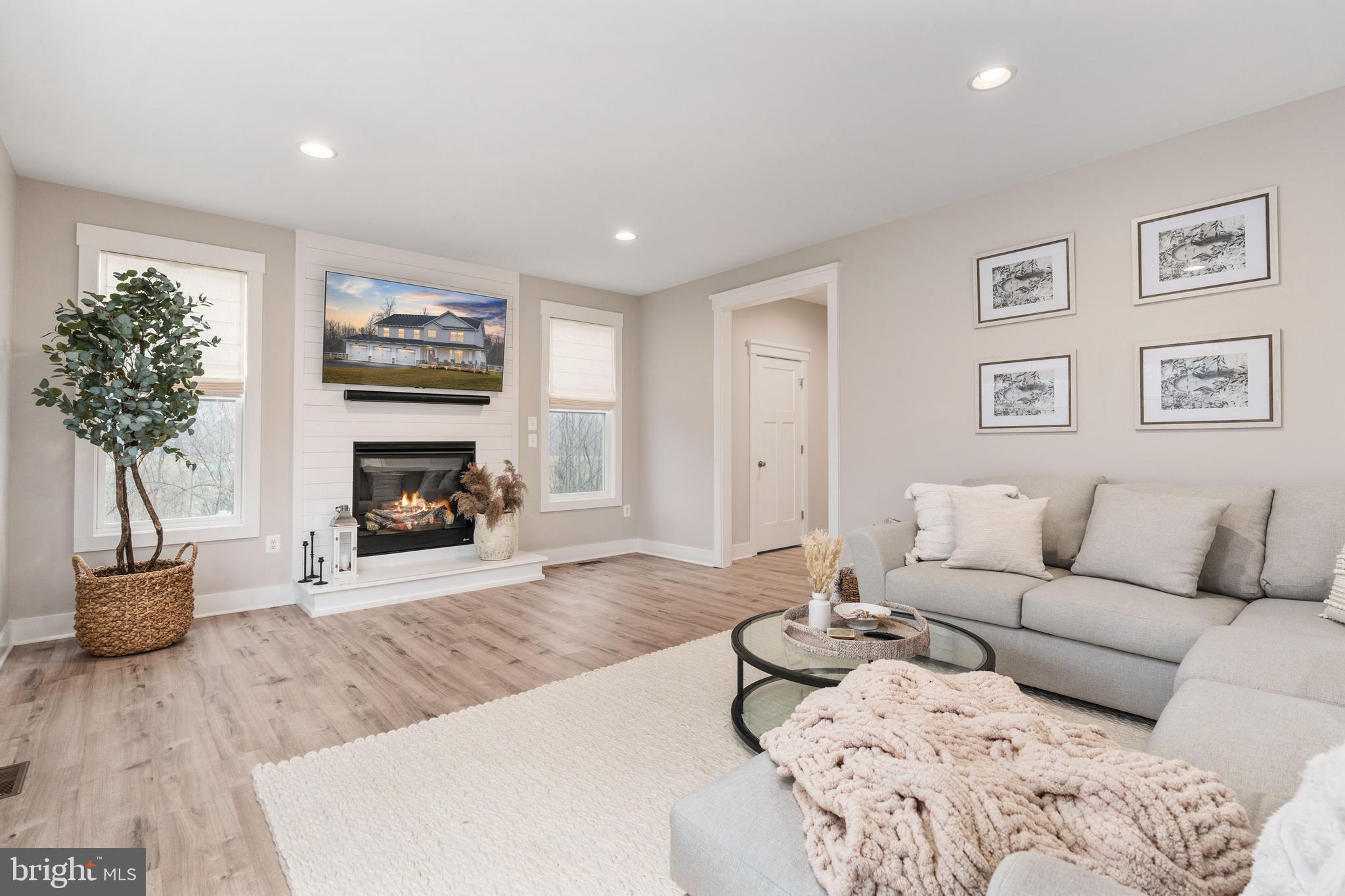 ROBERTS RUN - Residential