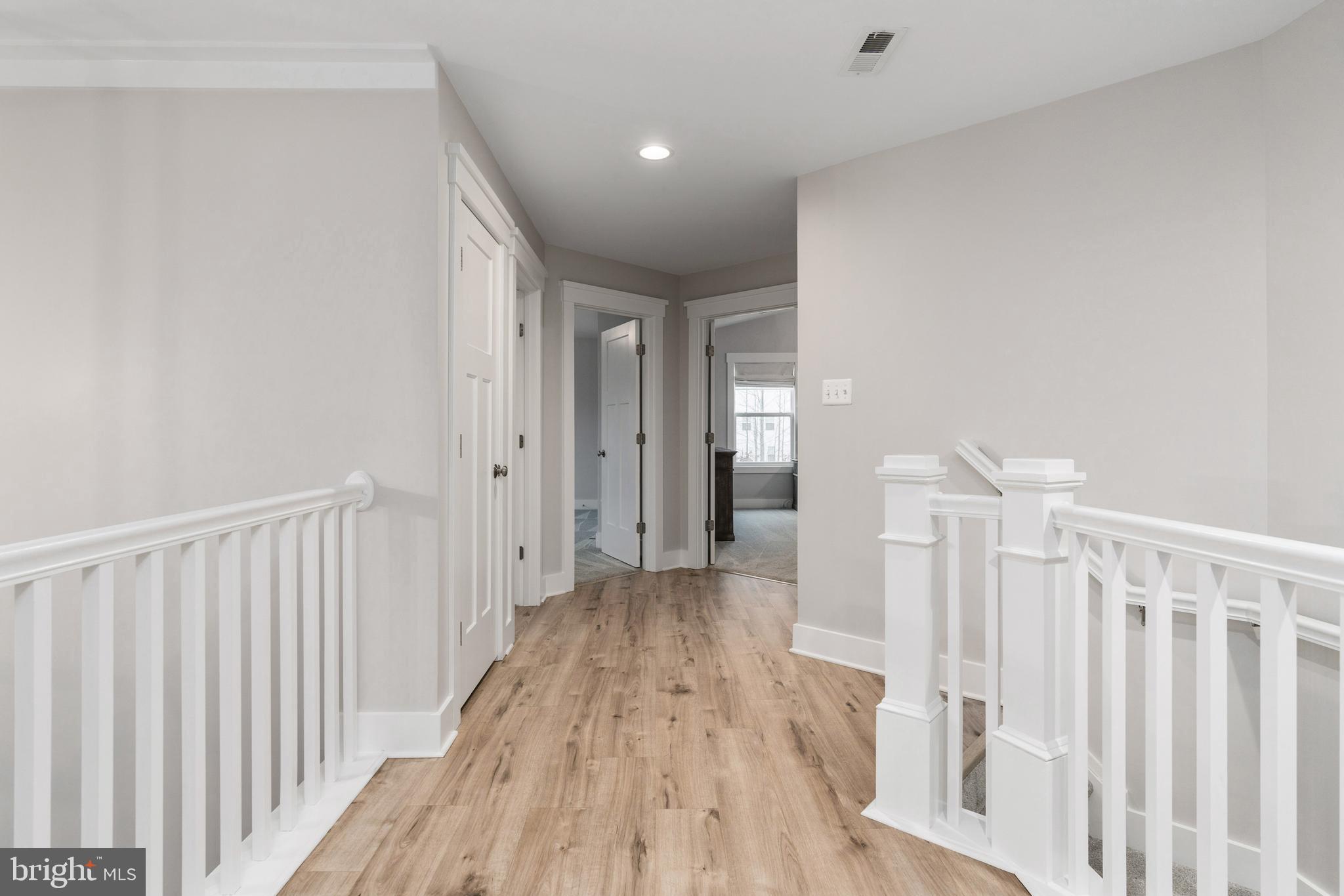 ROBERTS RUN - Residential