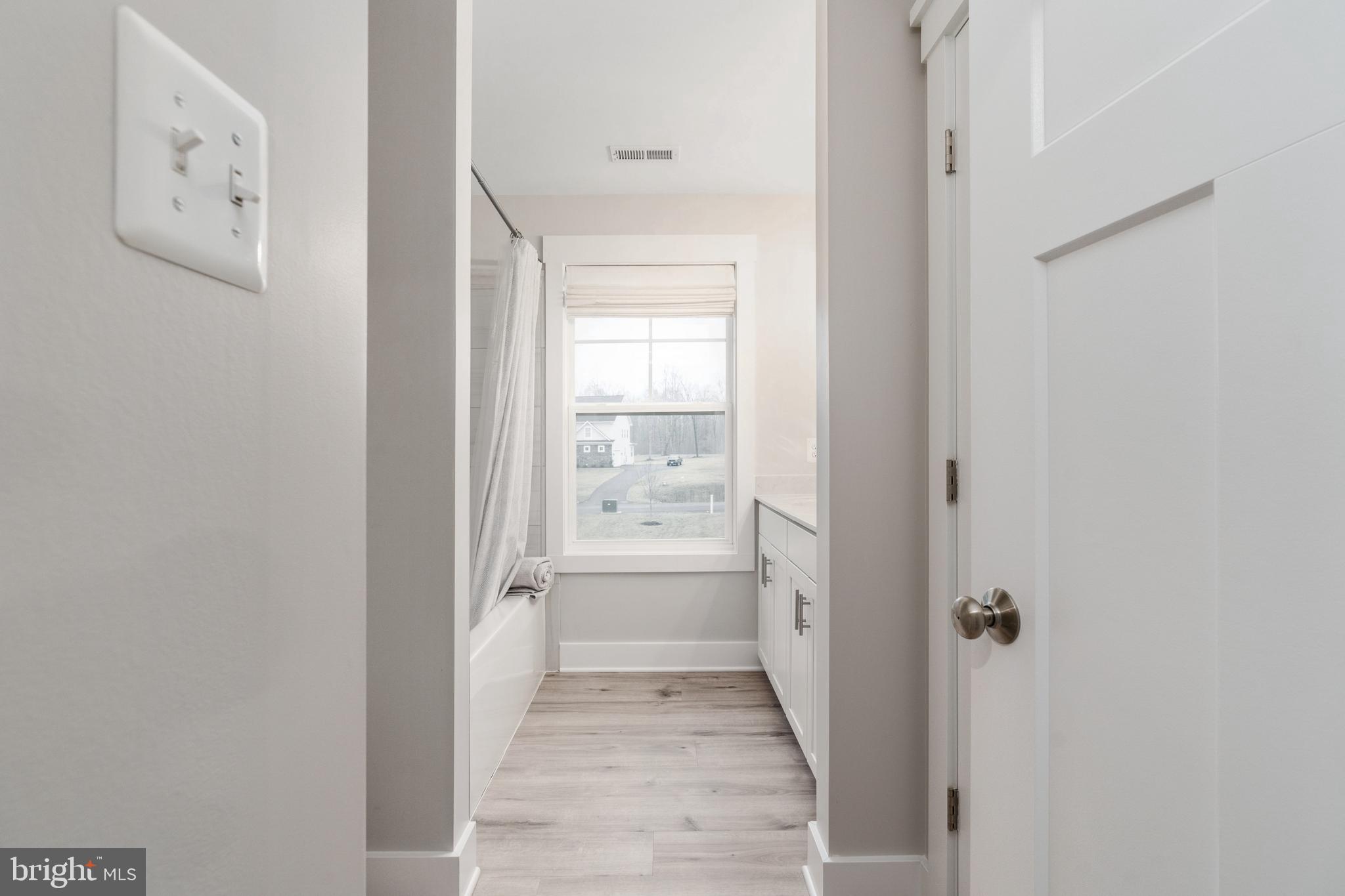 ROBERTS RUN - Residential