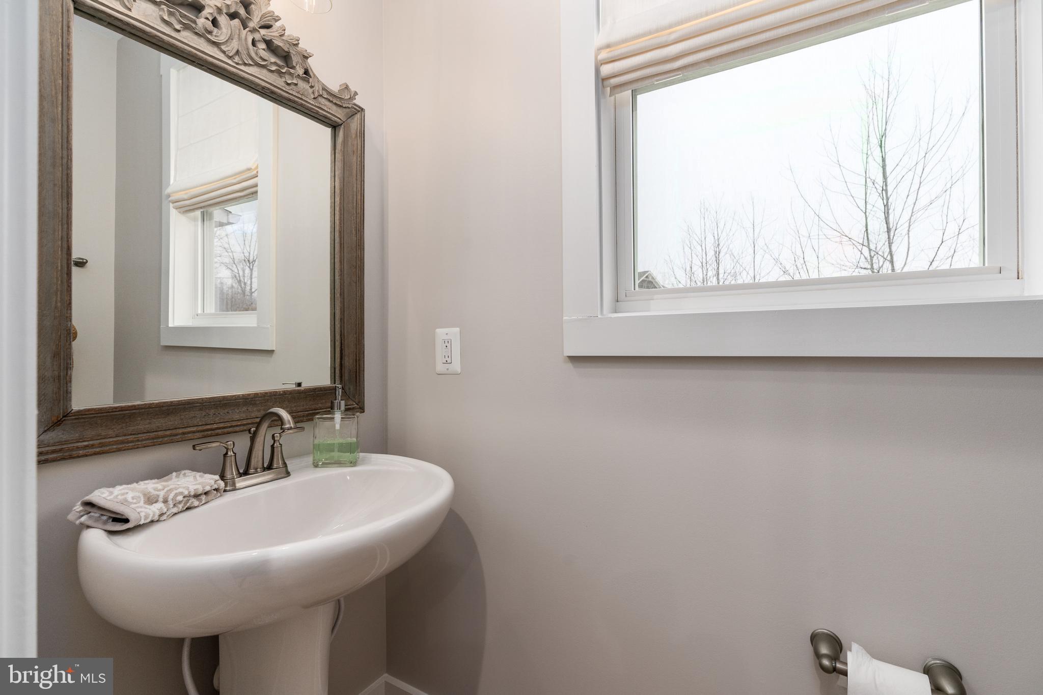 ROBERTS RUN - Residential