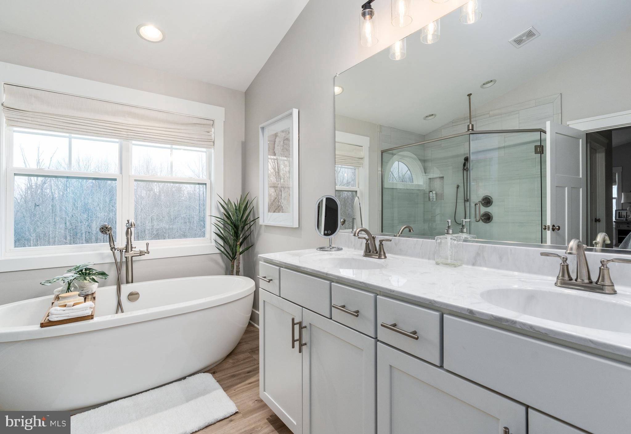 ROBERTS RUN - Residential