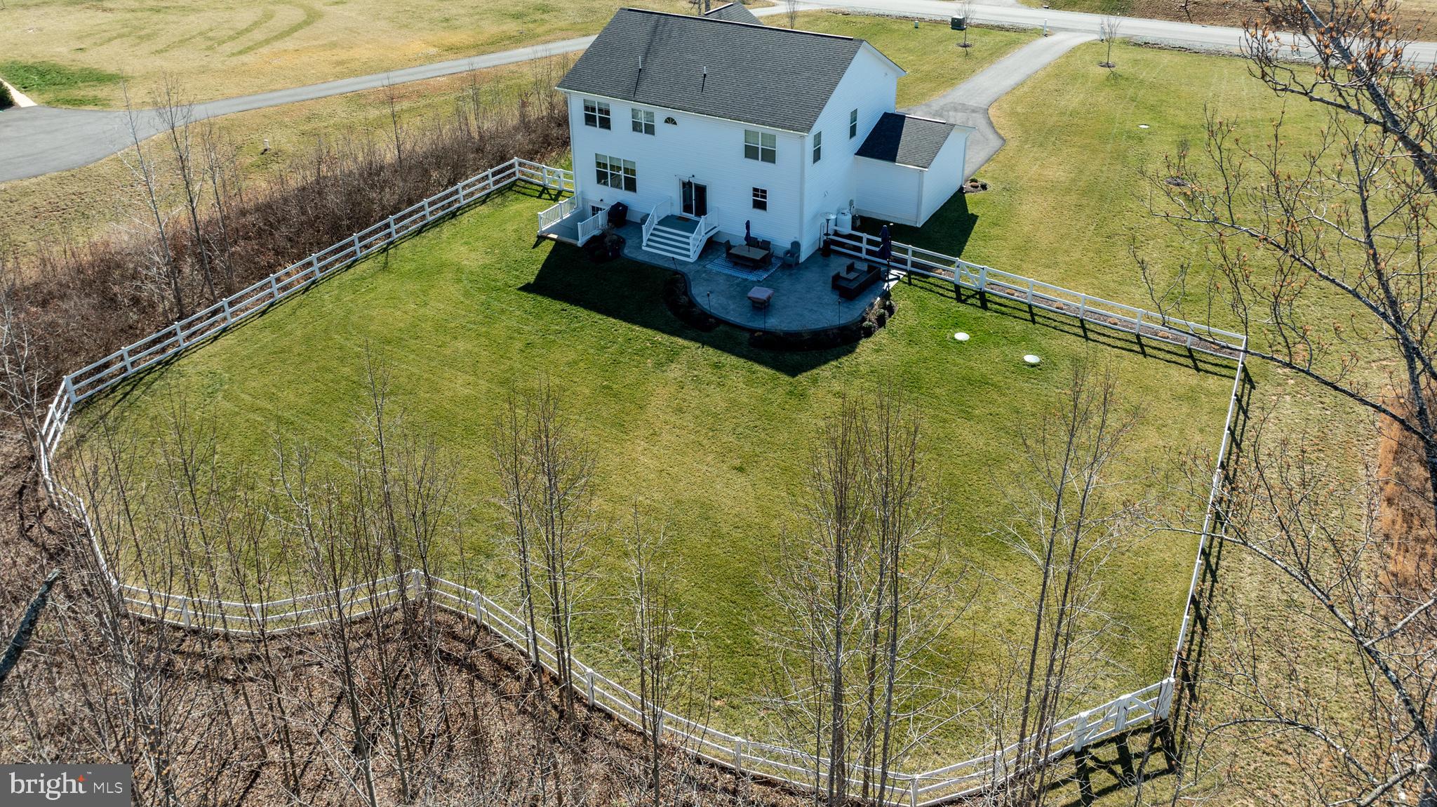 ROBERTS RUN - Residential
