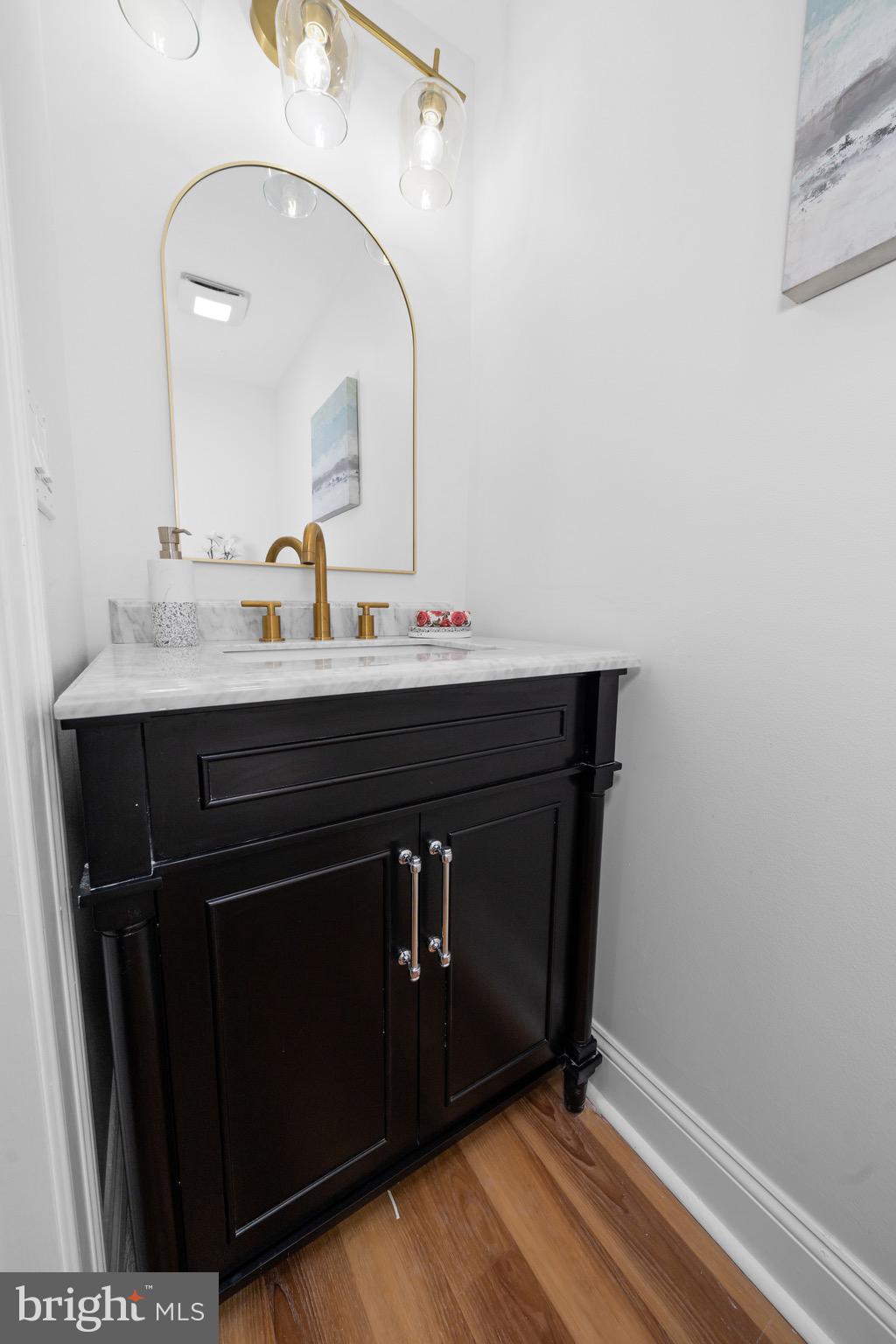 WHITEHALL - Residential