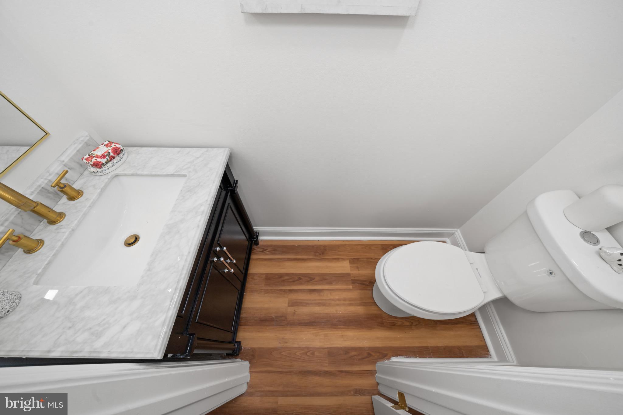 WHITEHALL - Residential