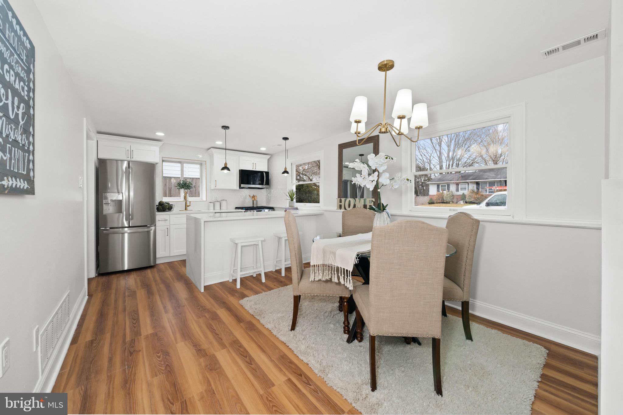 WHITEHALL - Residential