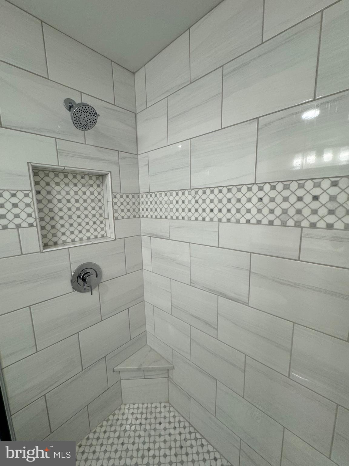 PRESIDENT POINT - Residential Lease