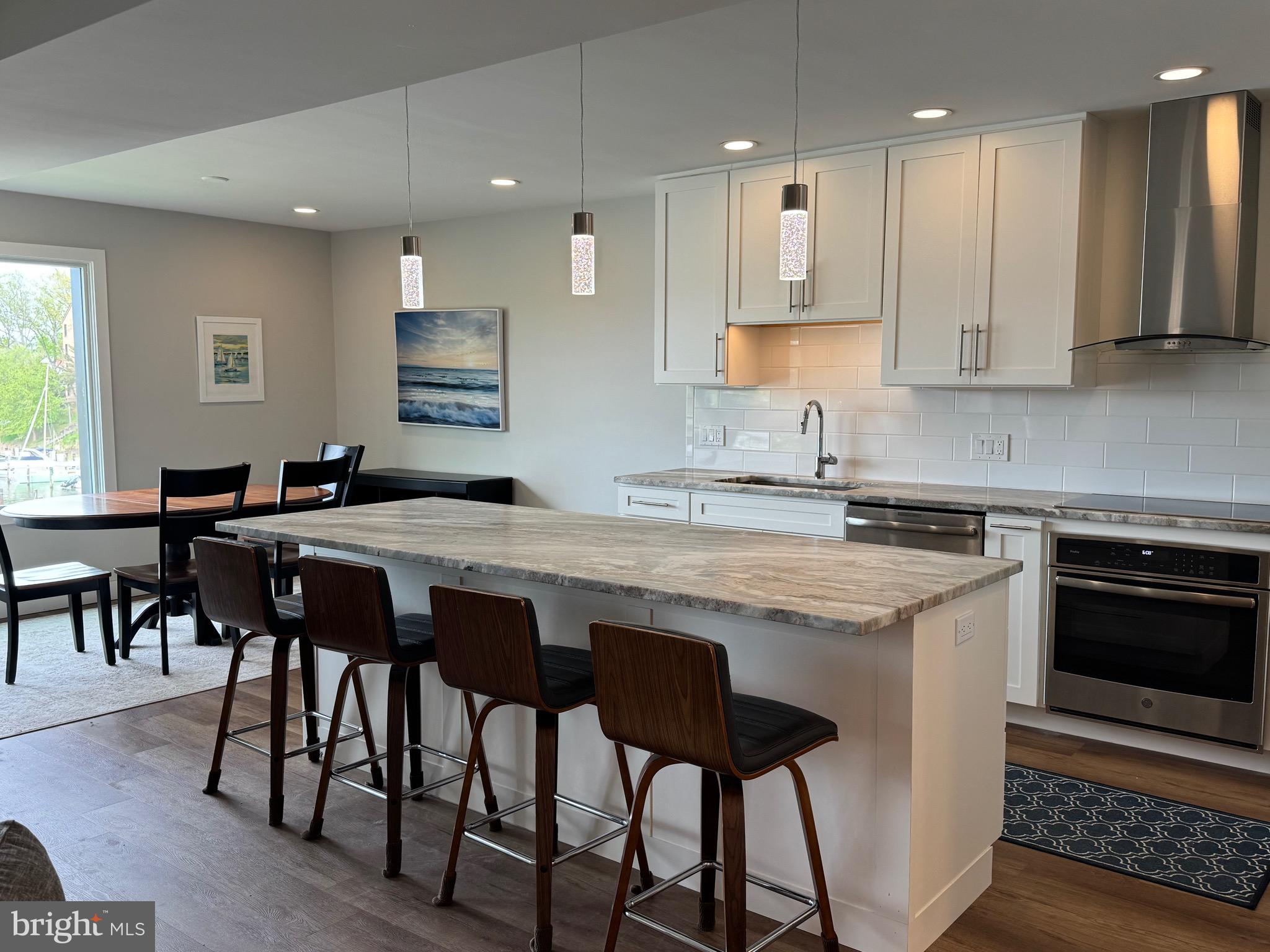 PRESIDENT POINT - Residential Lease