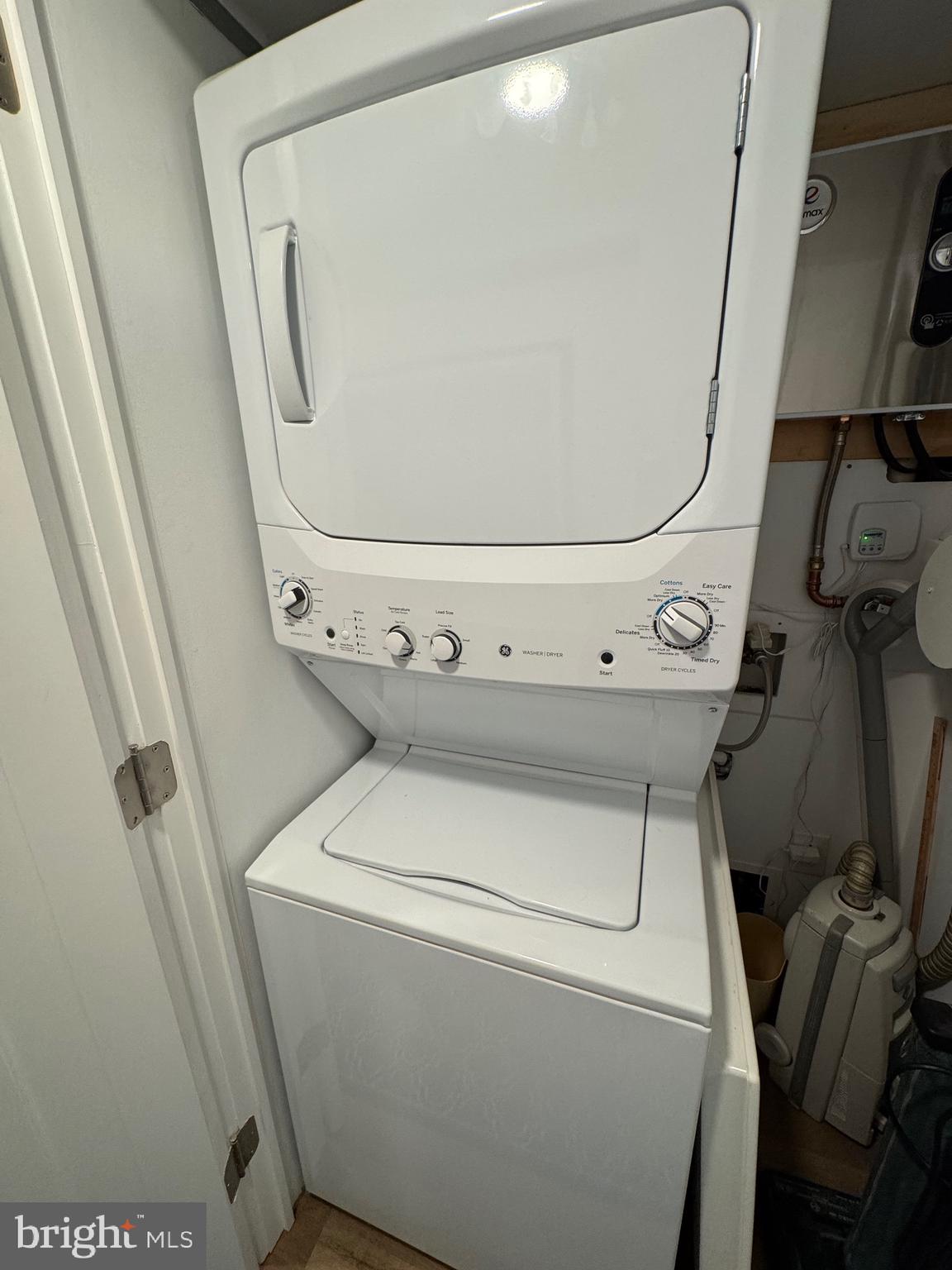 PRESIDENT POINT - Residential Lease