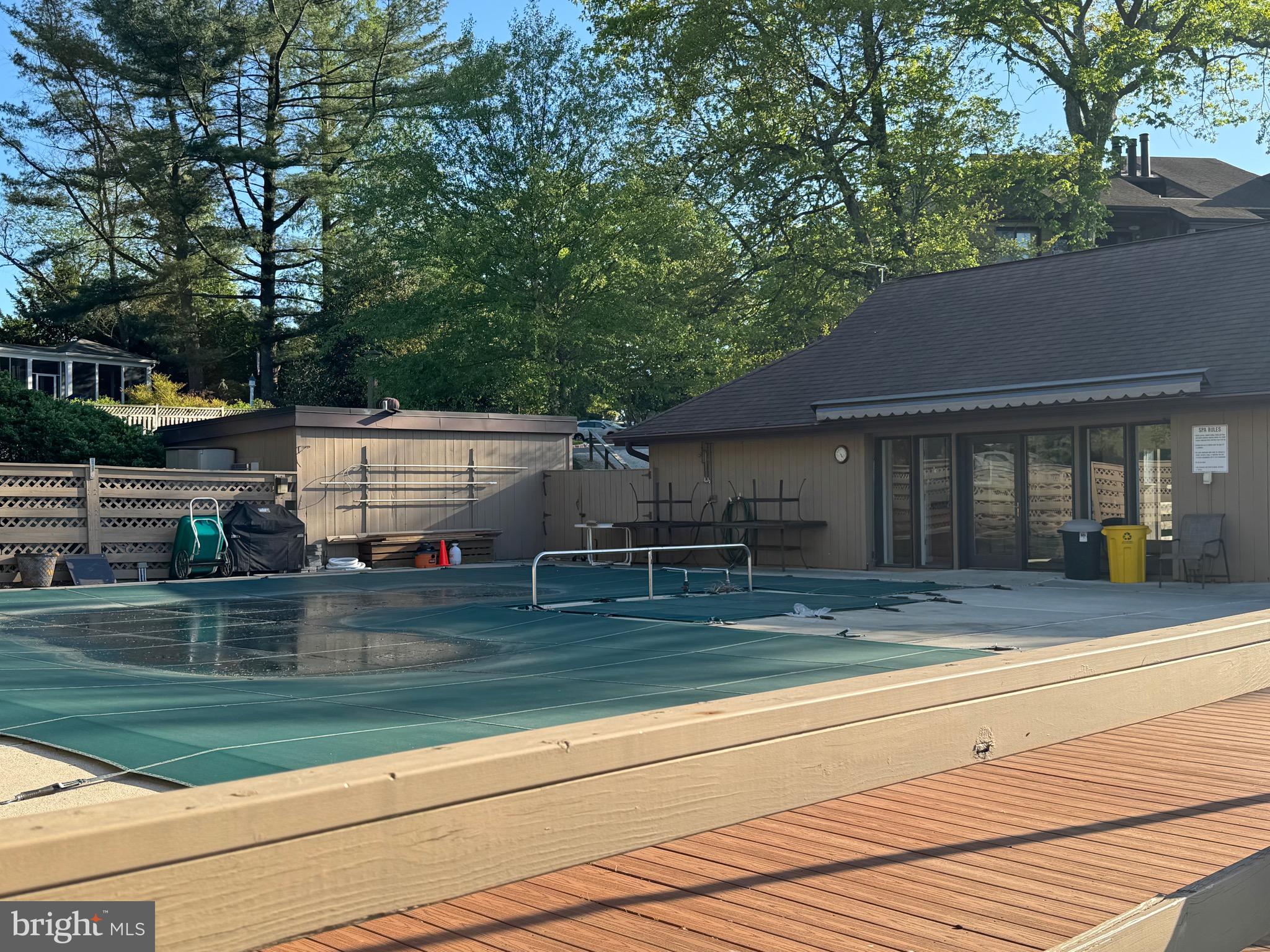 PRESIDENT POINT - Residential Lease