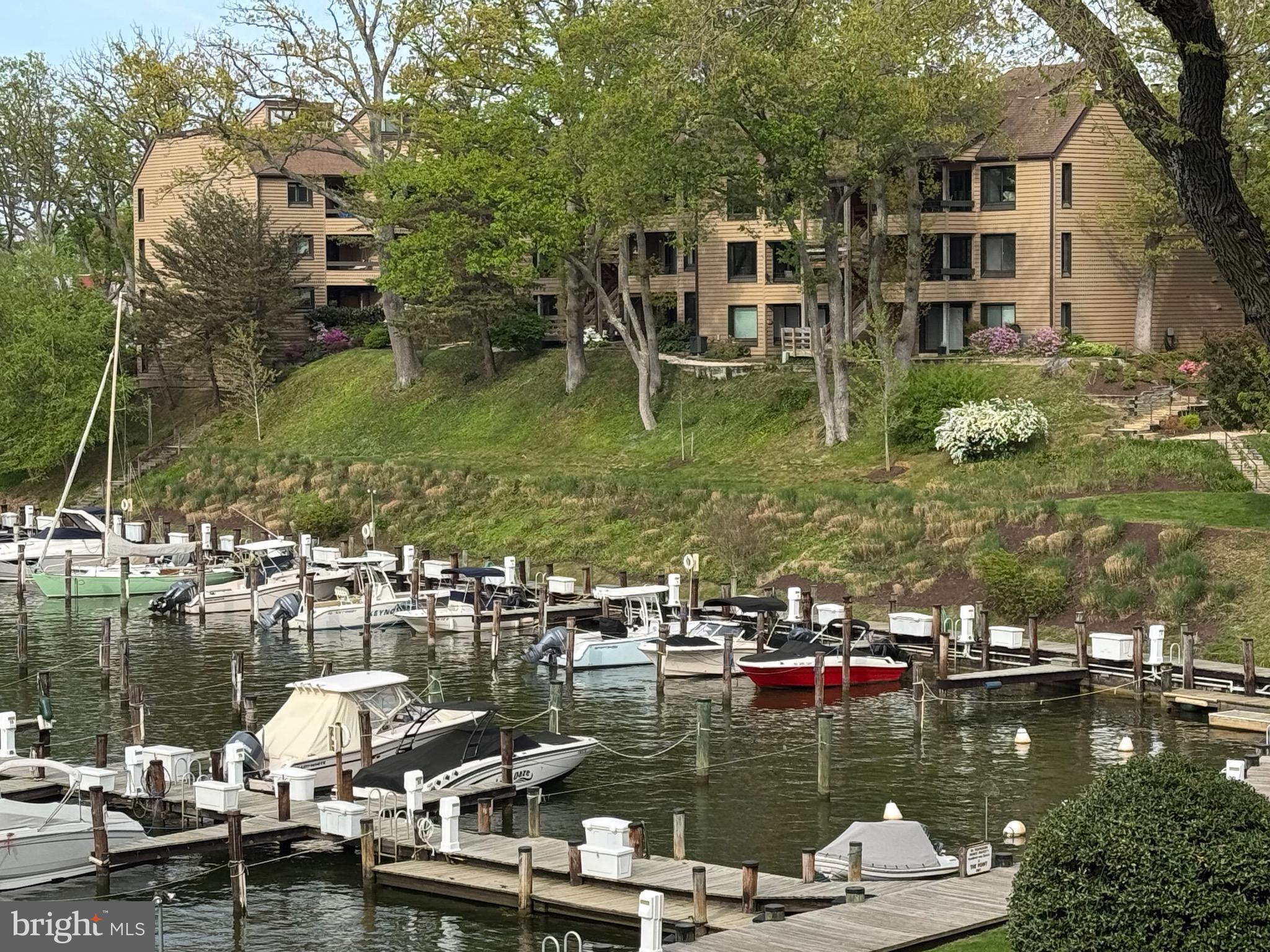 PRESIDENT POINT - Residential Lease