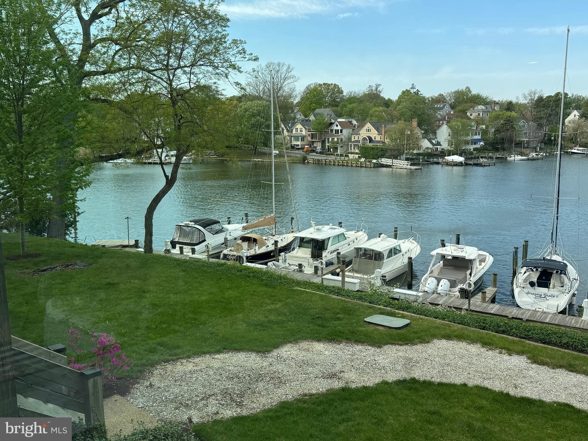 PRESIDENT POINT - Residential Lease